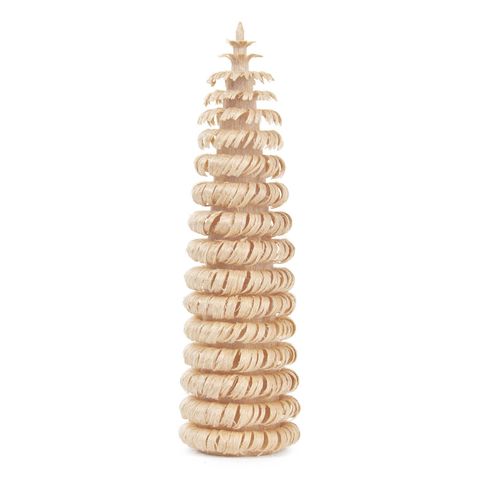 Ein natürlicher, 9 cm hoher Ringelbaum aus Holzspänen, spiralförmig gebaut mit feinem, schichtweise aufsteigendem Design. im Dregeno Online Shop günstig kaufen