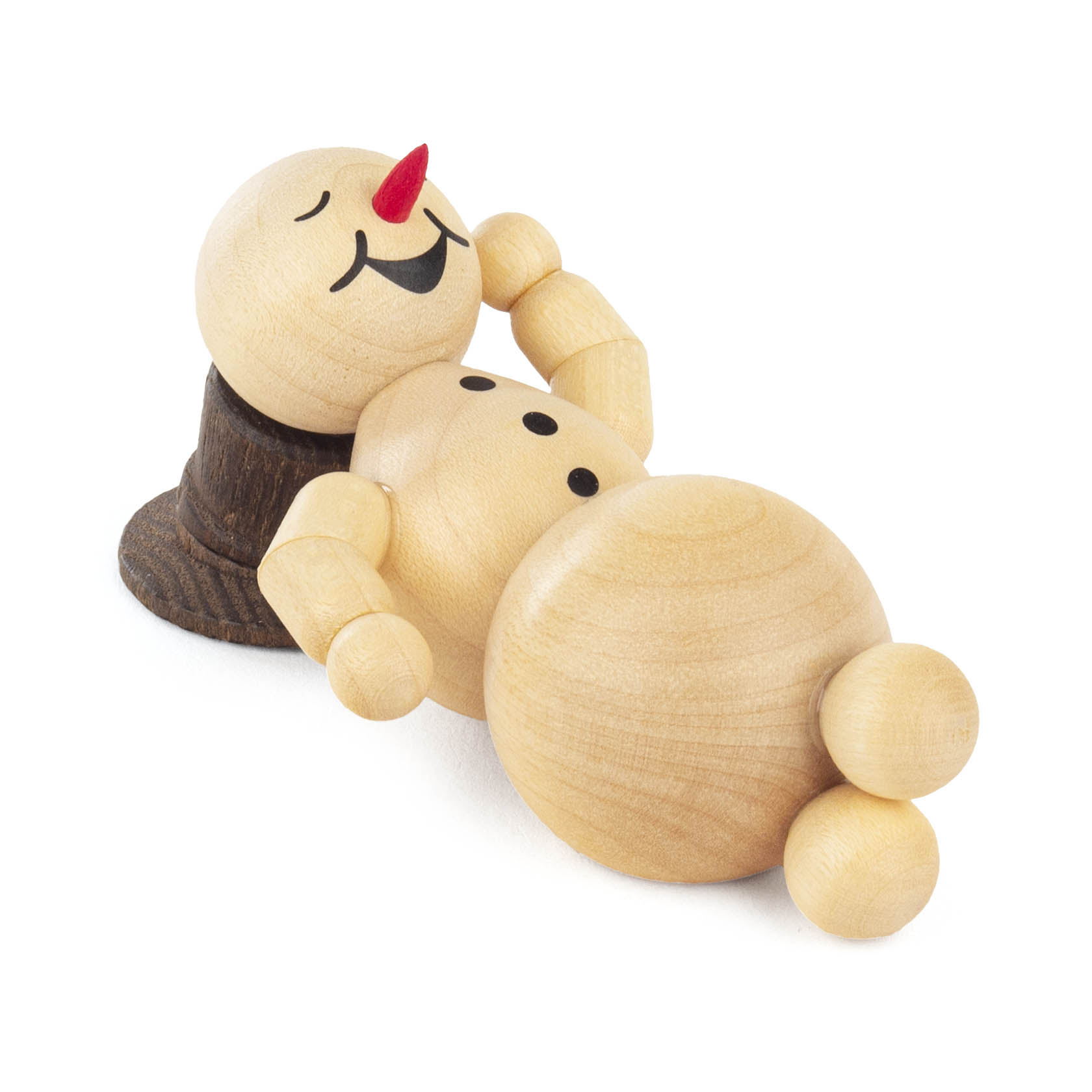 Holzfigur eines lächelnden Schneemanns, der entspannt auf dem Rücken liegt und seine Hände hinter den Kopf gelegt hat. im Dregeno Online Shop günstig kaufen