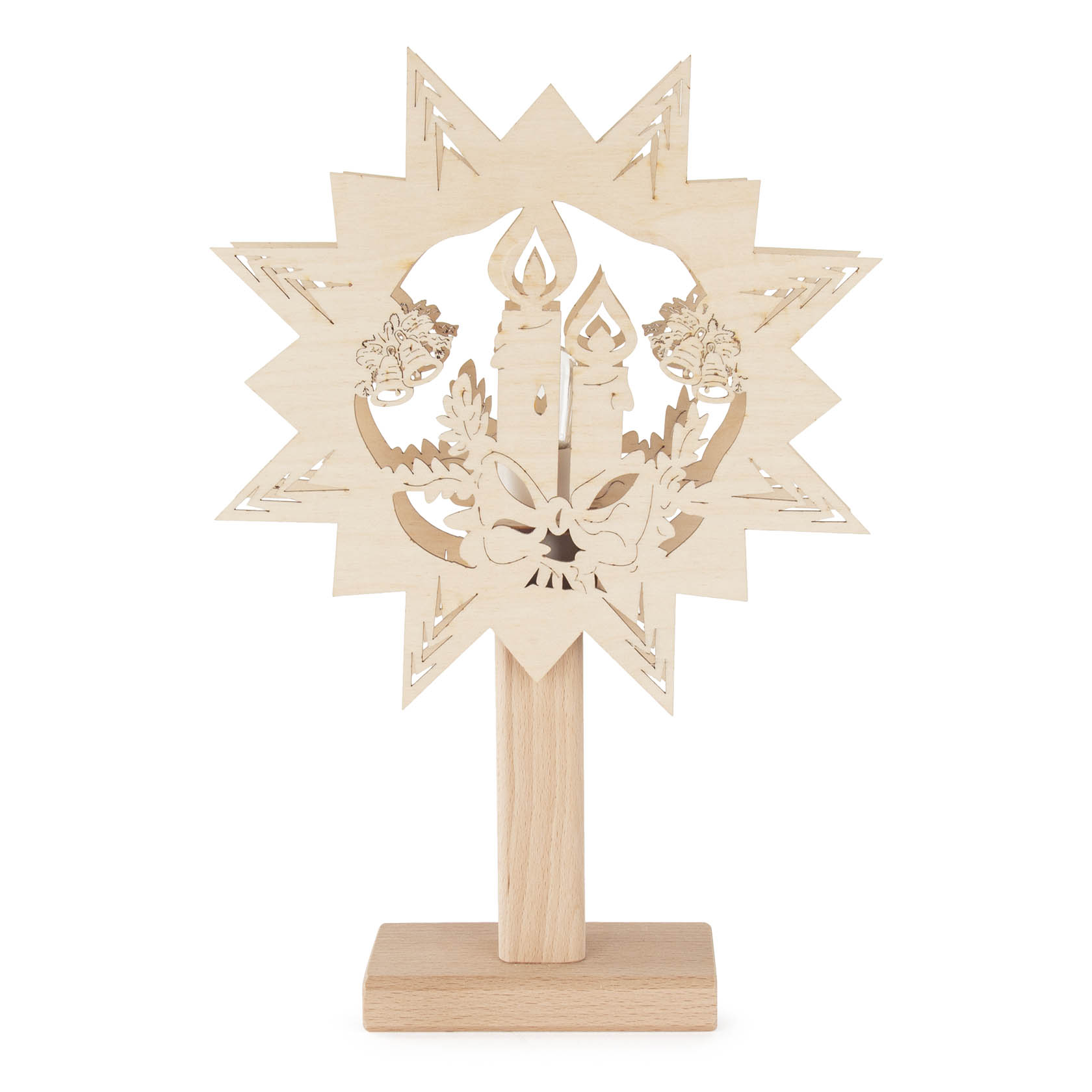 Holzfensterbild in Sternform mit zwei ausgeschnittenen Kerzenmotiven und elektrischer Beleuchtung auf einem Holzsockel. im Dregeno Online Shop günstig kaufen