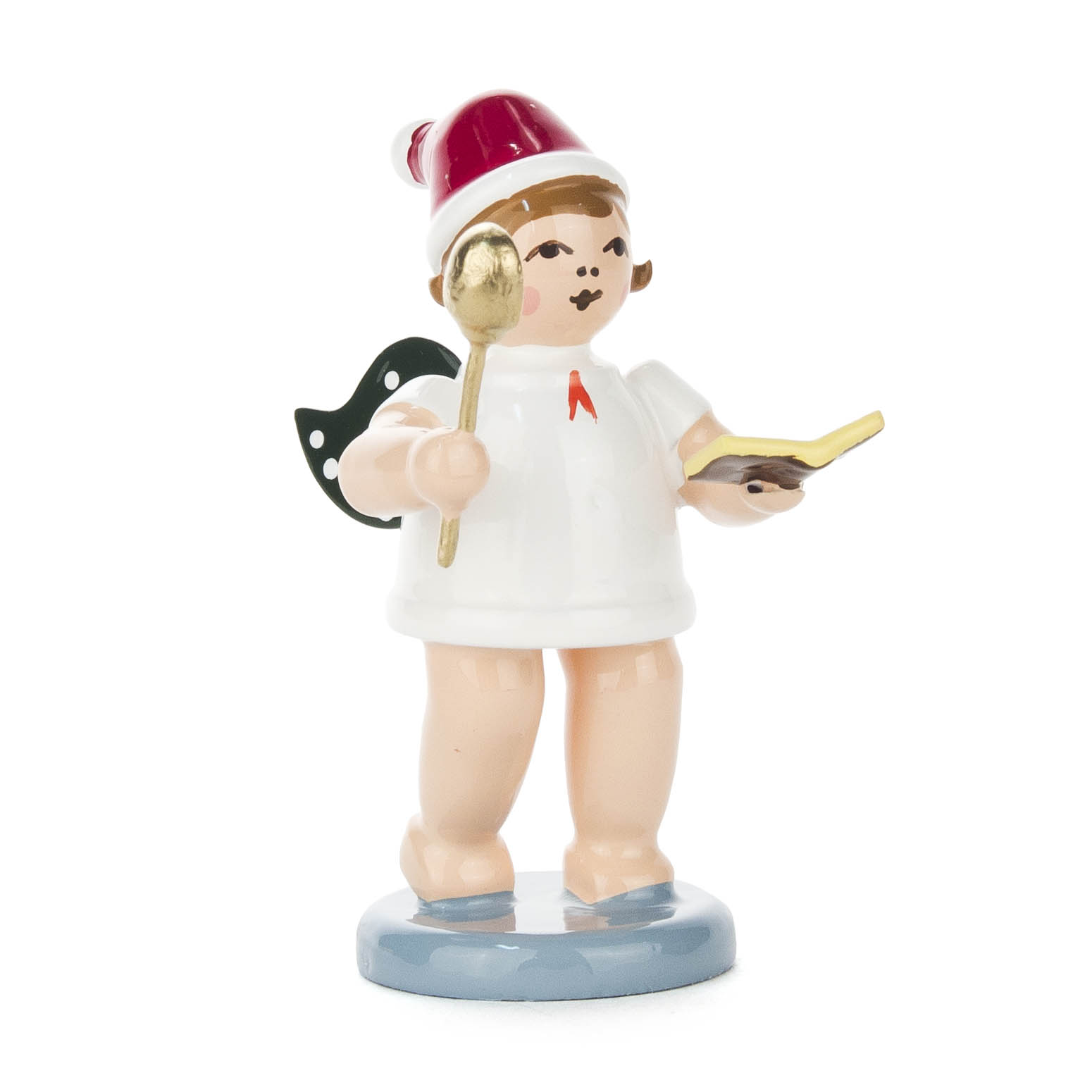 Bäckerengel-Figur mit Kelle, Kochbuch, roter Mütze und schwarzen Flügeln, steht auf einer blauen Basis. im Dregeno Online Shop günstig kaufen