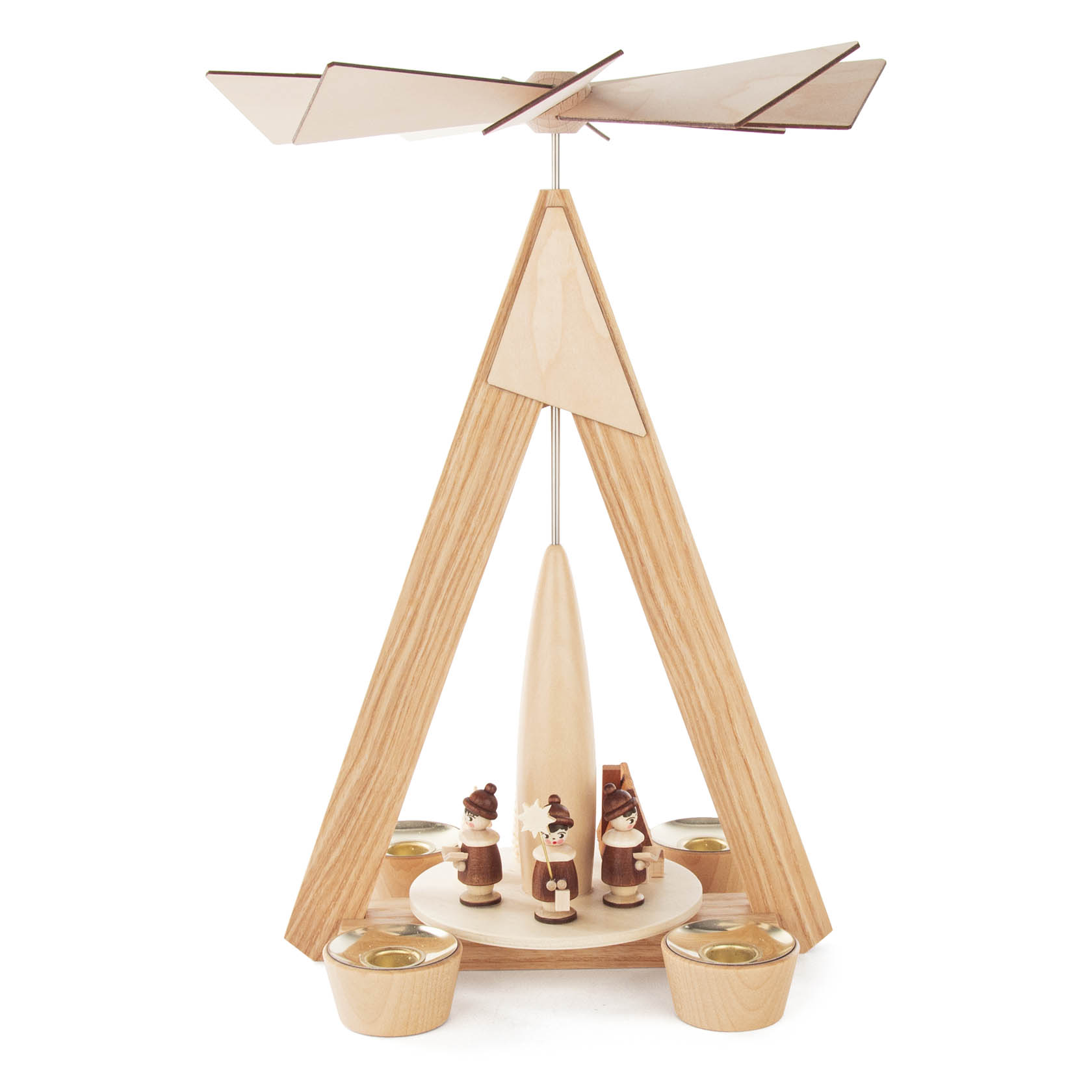 Holzpyramide mit schlichter Gestaltung. Enthaltene Figuren: drei Kurrendesänger und Kantor, geeignet für Kerzen mit 14mm Durchmesser. im Dregeno Online Shop günstig kaufen
