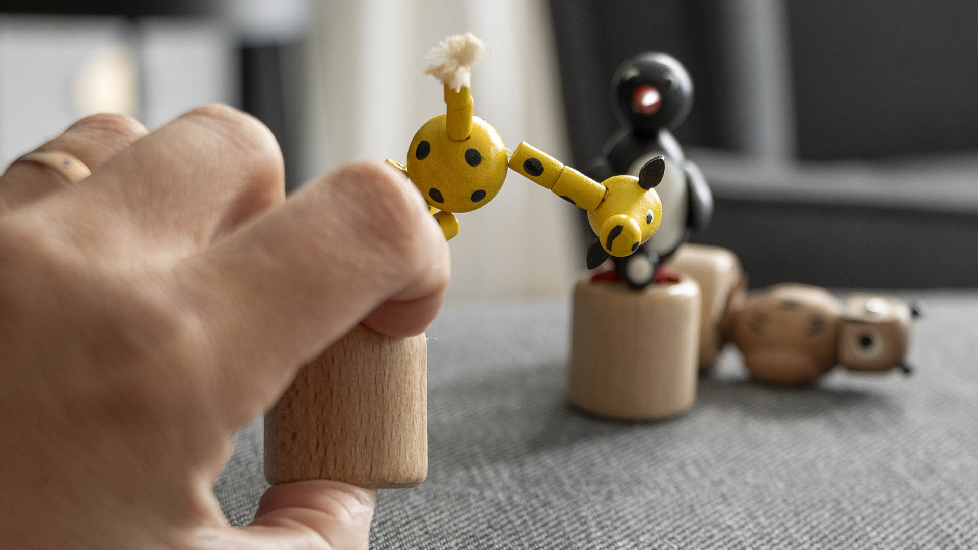 Wackelfiguren Girafe, Pinguin und Eule