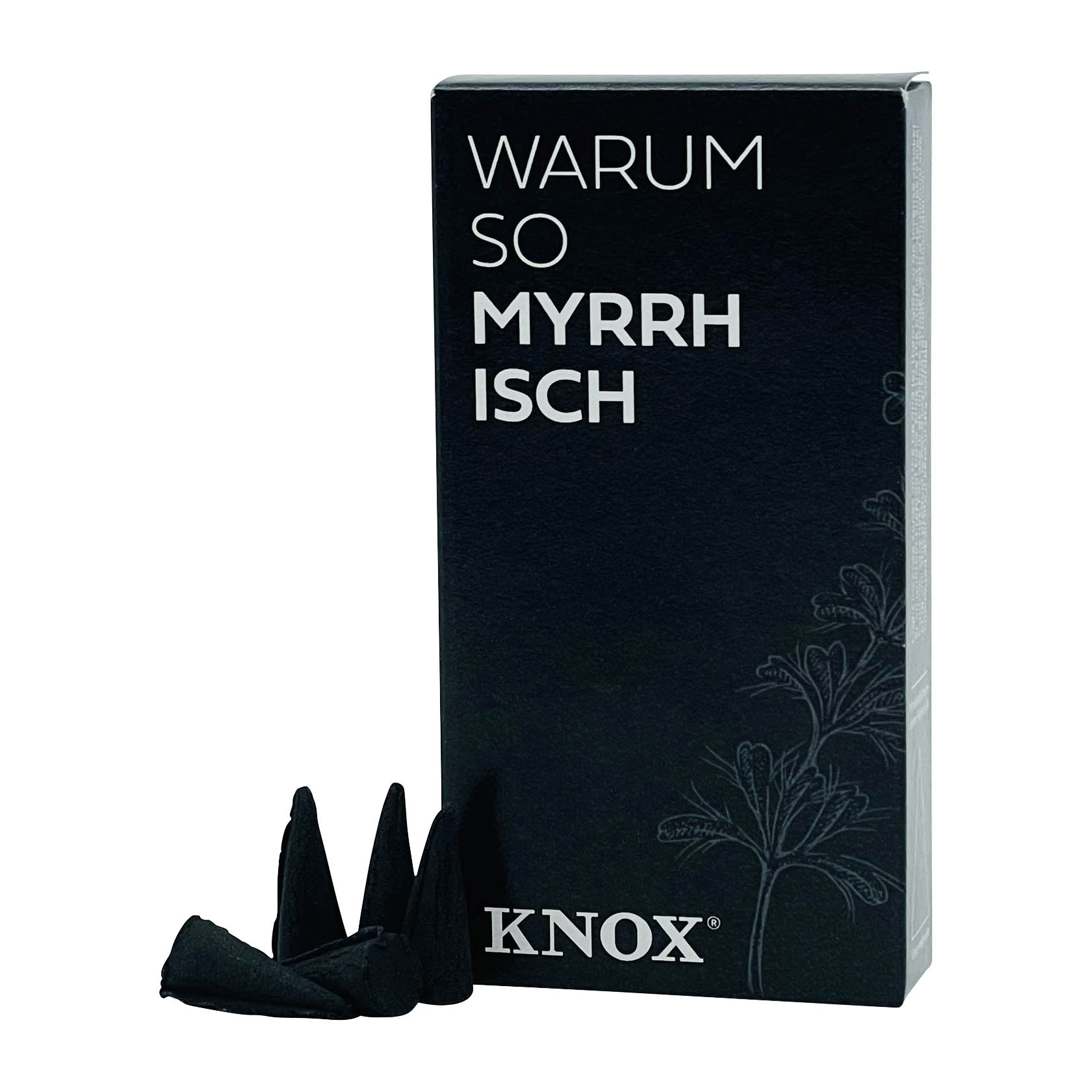Schwarze Verpackung der YOUNG KNOX Räucherkerzen mit dem Spruch 'Warum so myrrhisch', daneben vier schwarze Kegel-Räucherkerzen. im Dregeno Online Shop günstig kaufen