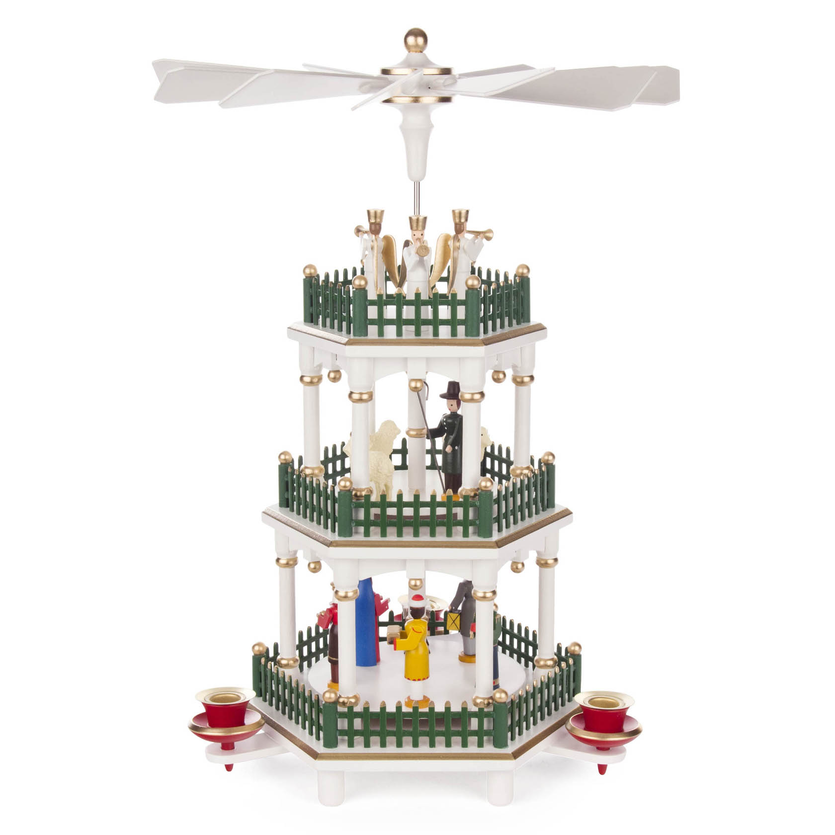Zweistufige, weiße Weihnachts-Pyramide mit Christgeburt-Szene, Platz für vier Kerzen à 14mm, mit grünem Zaun dekoriert.