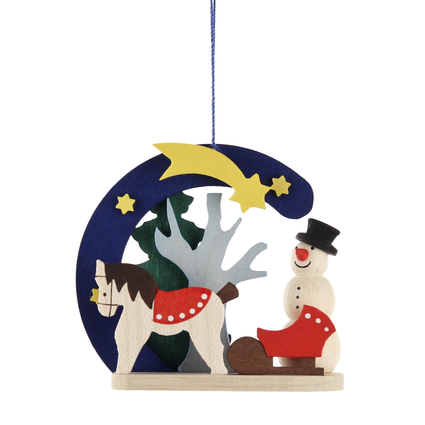 Holzdekoration mit einem Schneemann und einem Pferd. Der Schneemann trägt einen schwarzen Hut und rote Schuhe, das Pferd hat eine rot-weiße Decke. im Dregeno Online Shop günstig kaufen