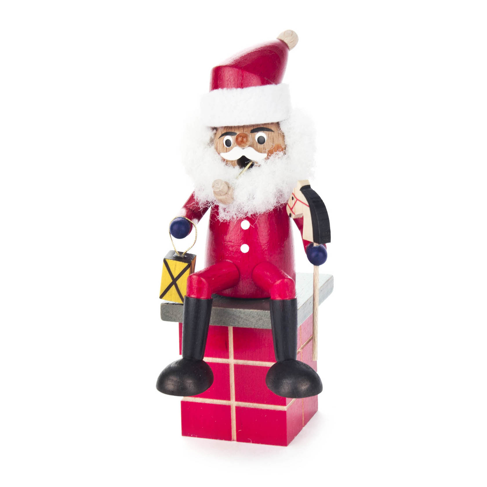 Mini-Räuchermann in Weihnachtsmann-Kostüm, sitzt auf einem roten Schornstein, hält eine Laterne und Pfeife in den Händen, mit weißem Bart und Mütze. im Dregeno Online Shop günstig kaufen