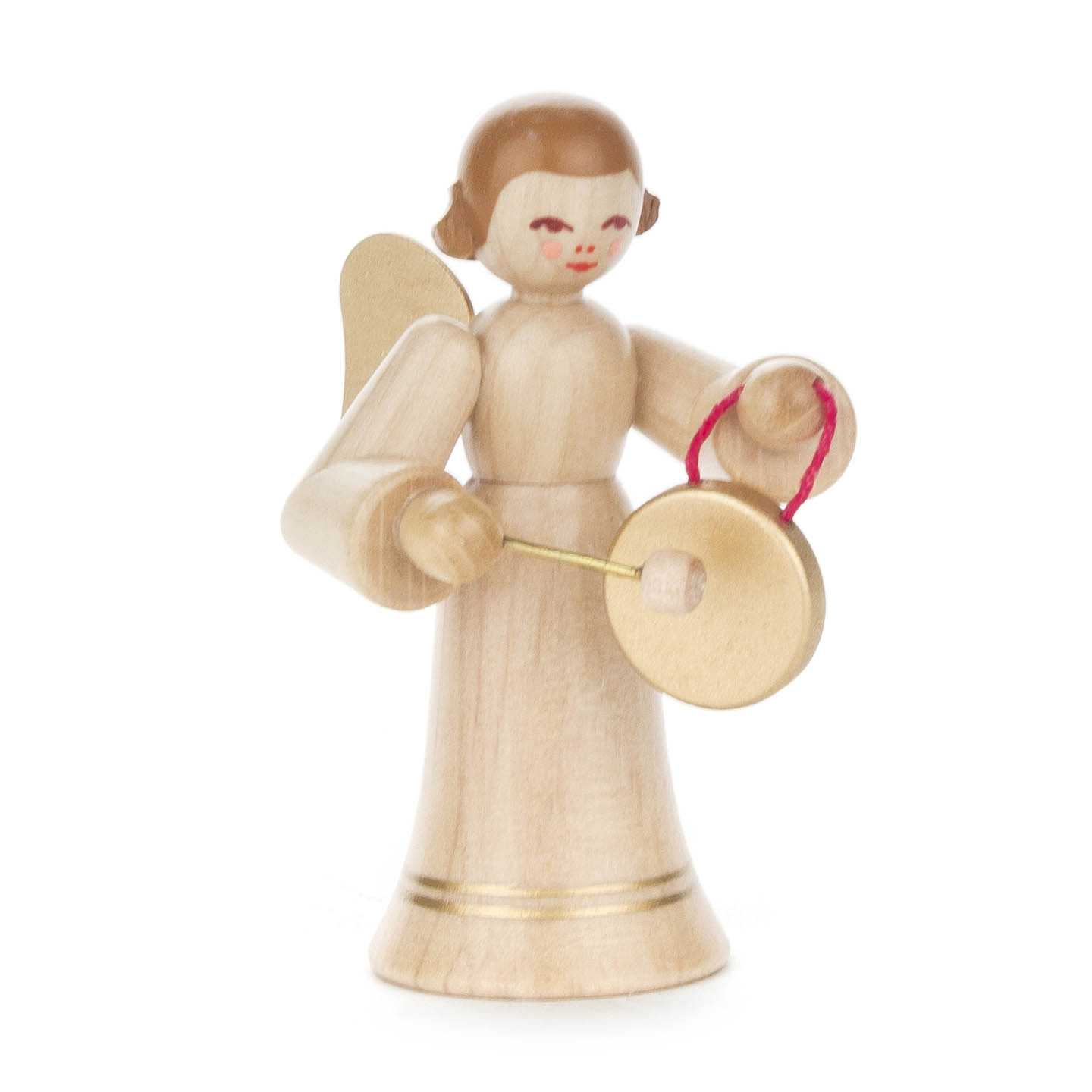 Holzengel mit braunen Haaren und goldenem Heiligenschein, hält Trommelstöcke und einen kleinen goldenen Gong. Der Engel trägt ein naturfarbenes langes Gewand. im Dregeno Online Shop günstig kaufen