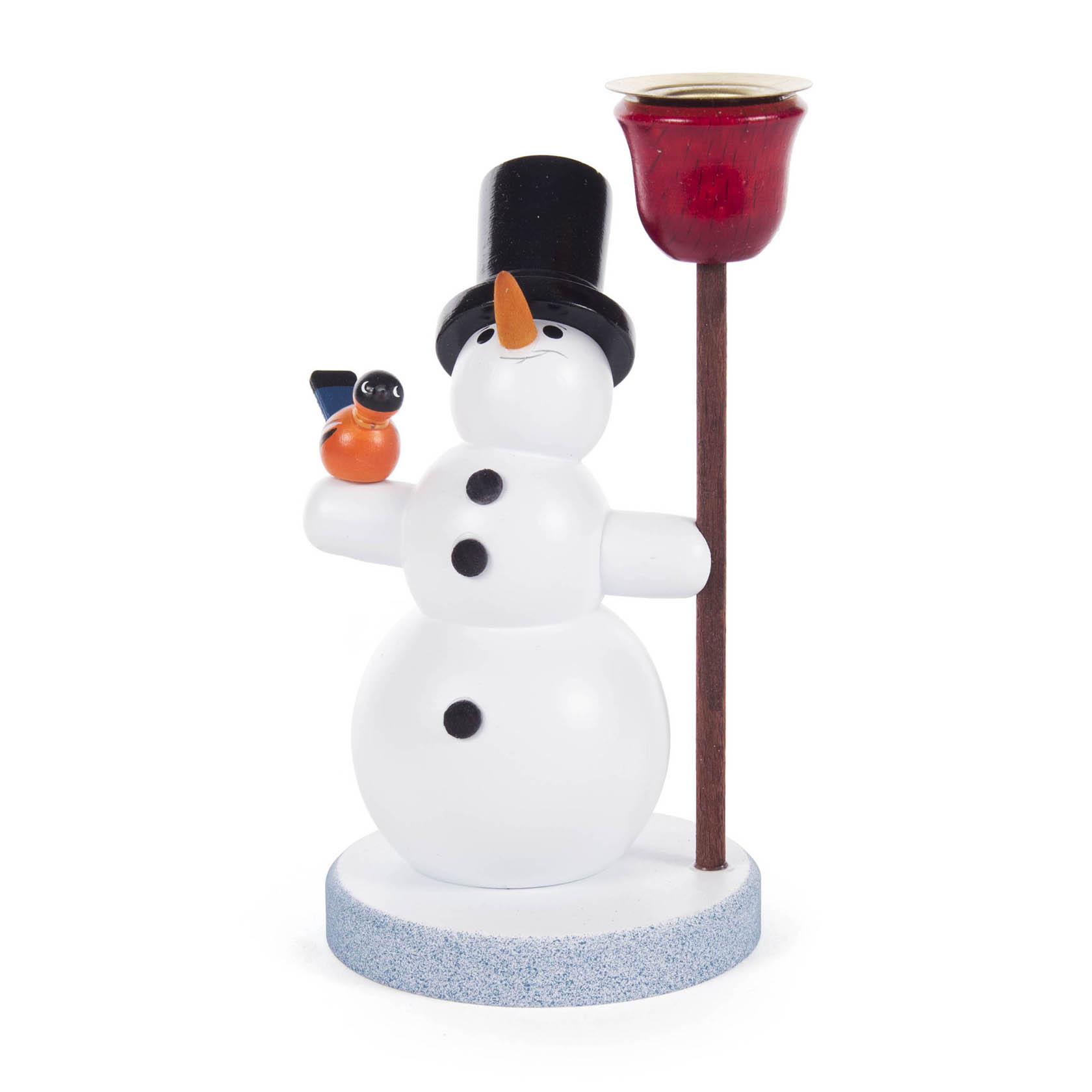 Schneemann aus Holz mit schwarzem Zylinder, der einen roten Kerzenhalter rechts hält und einen Vogel links auf der Schulter hat. Steht auf einer weißen Platte. im Dregeno Online Shop günstig kaufen