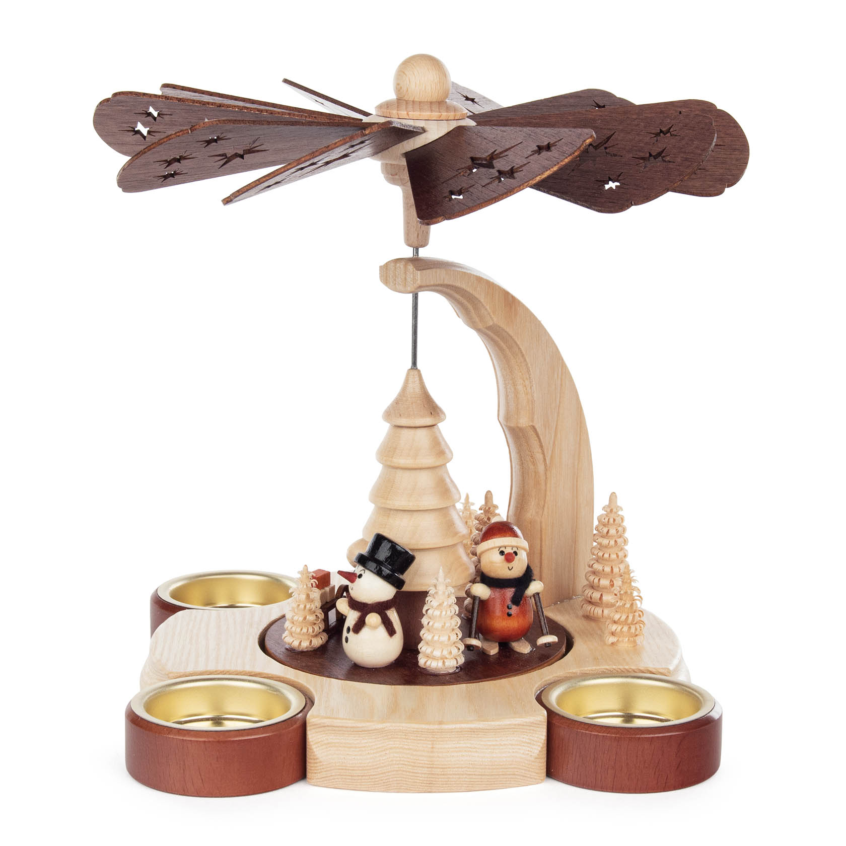 Weihnachtliche Pyramide mit Teelichthaltern, verziert mit Schneemannfiguren und einem Holzpropeller.