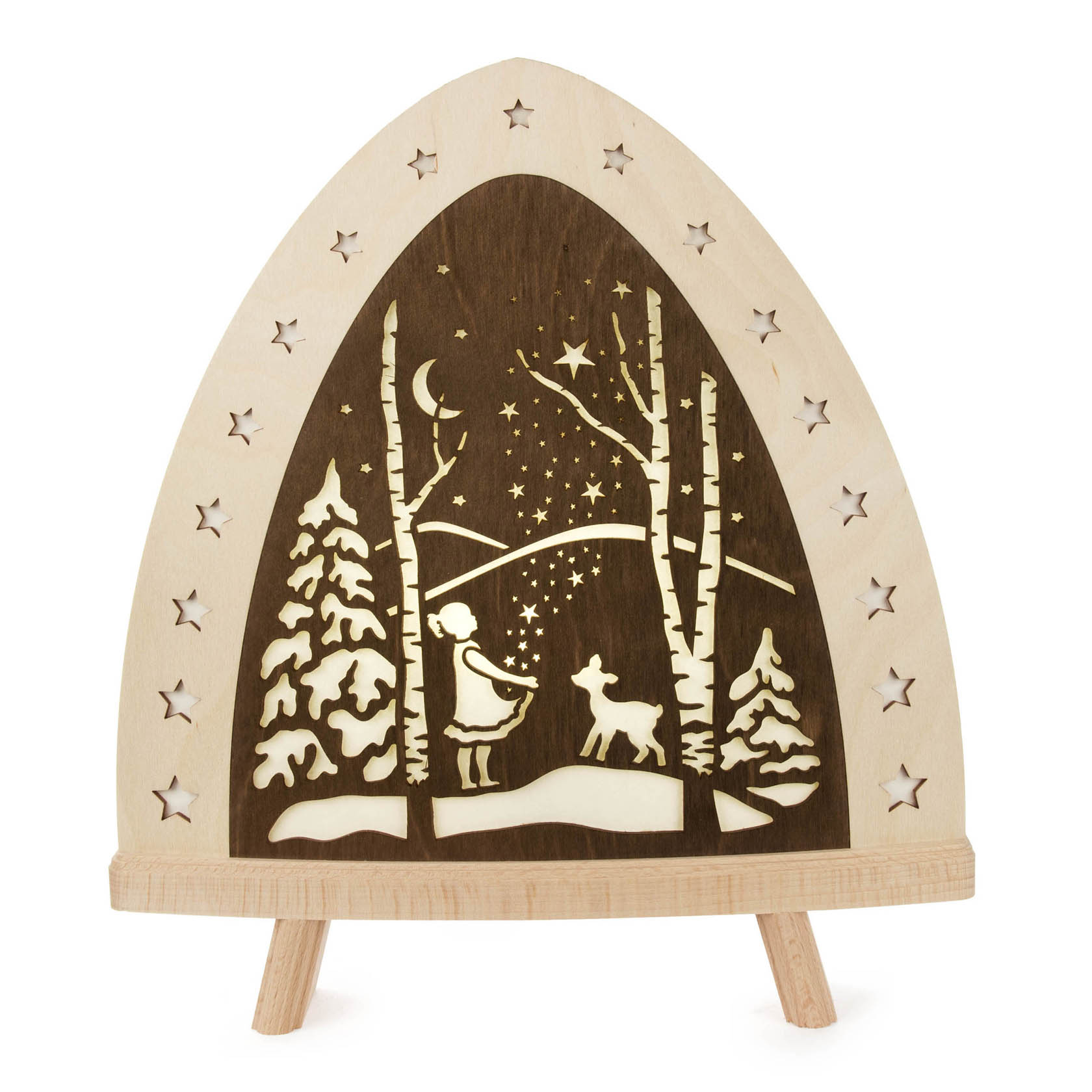 Holz-Leuchte mit winterlicher Szene: ein Mädchen und ein Reh im Wald unter Sternenhimmel. Die Form ist gewölbt, mit ausgestanzten Sternen um die Szene herum.