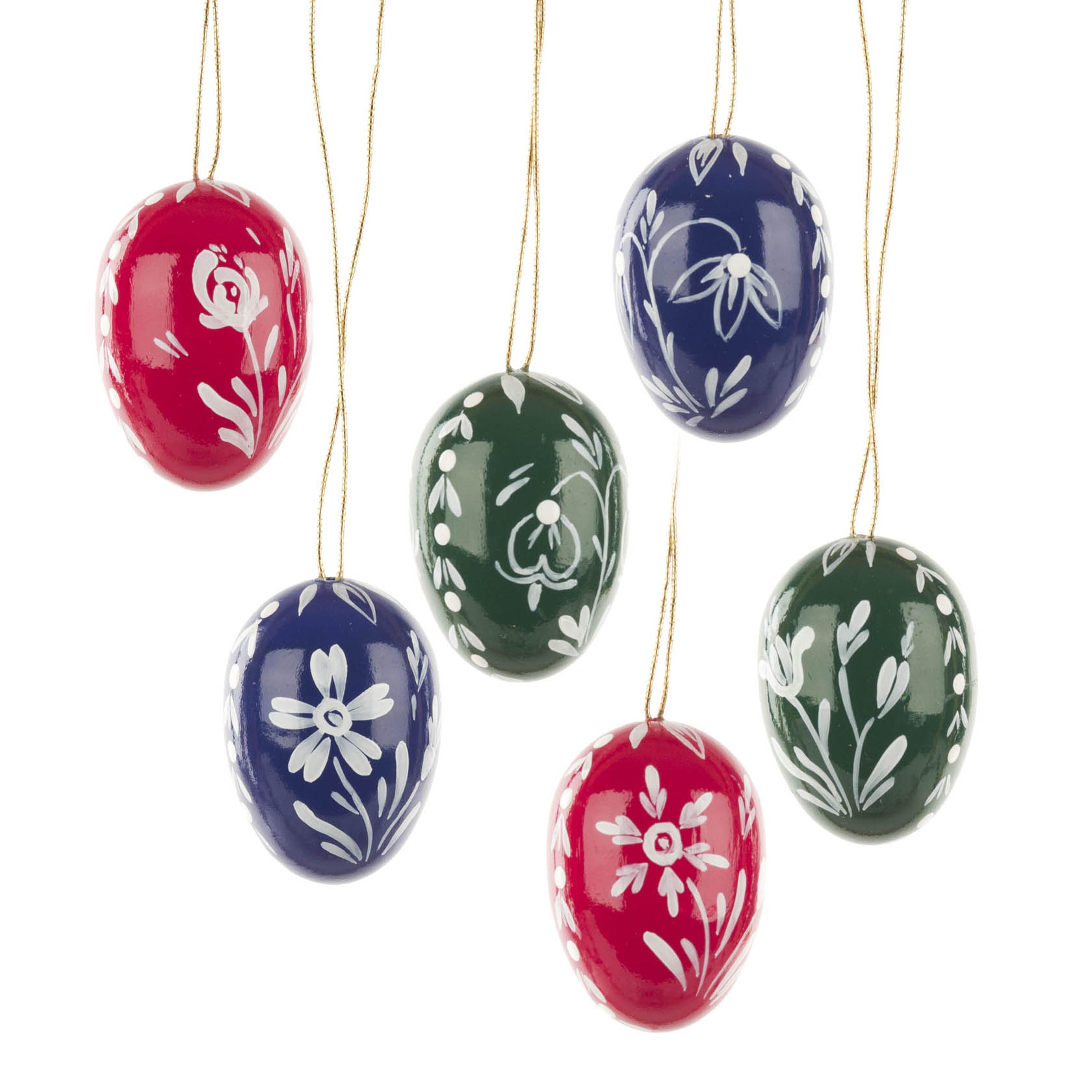 Sechs handbemalte Ostereier in den Farben Rot, Blau und Grün, jeweils mit weißen Blumenmustern verziert, hängend an goldenen Fäden. im Dregeno Online Shop günstig kaufen
