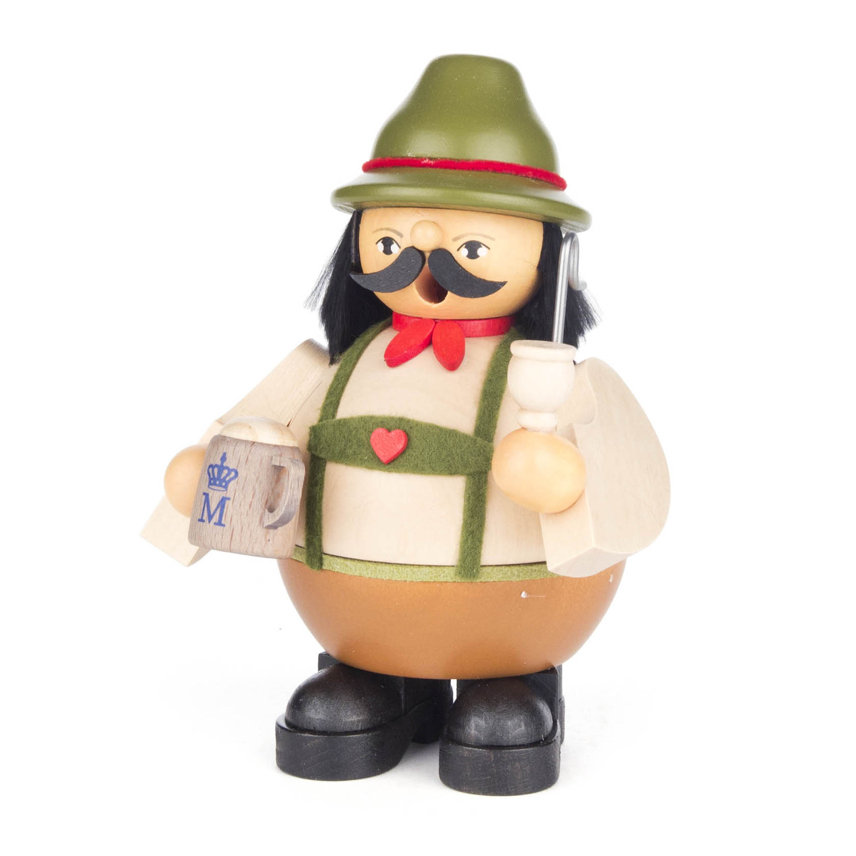 Holzfigur eines bayerischen Räuchermännchens mit grünem Hut, braunen Hosenträgern, schwarzen Stiefeln, einem Bierkrug und einer Pfeife. im Dregeno Online Shop günstig kaufen