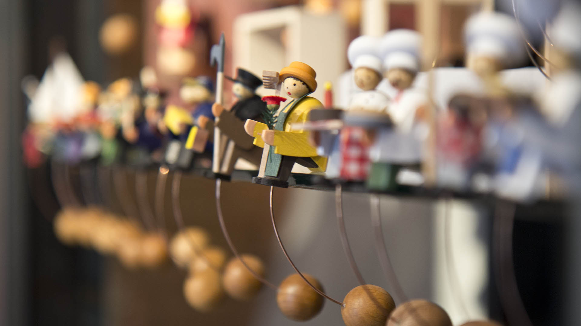 Verschiedene Schaukelfiguren