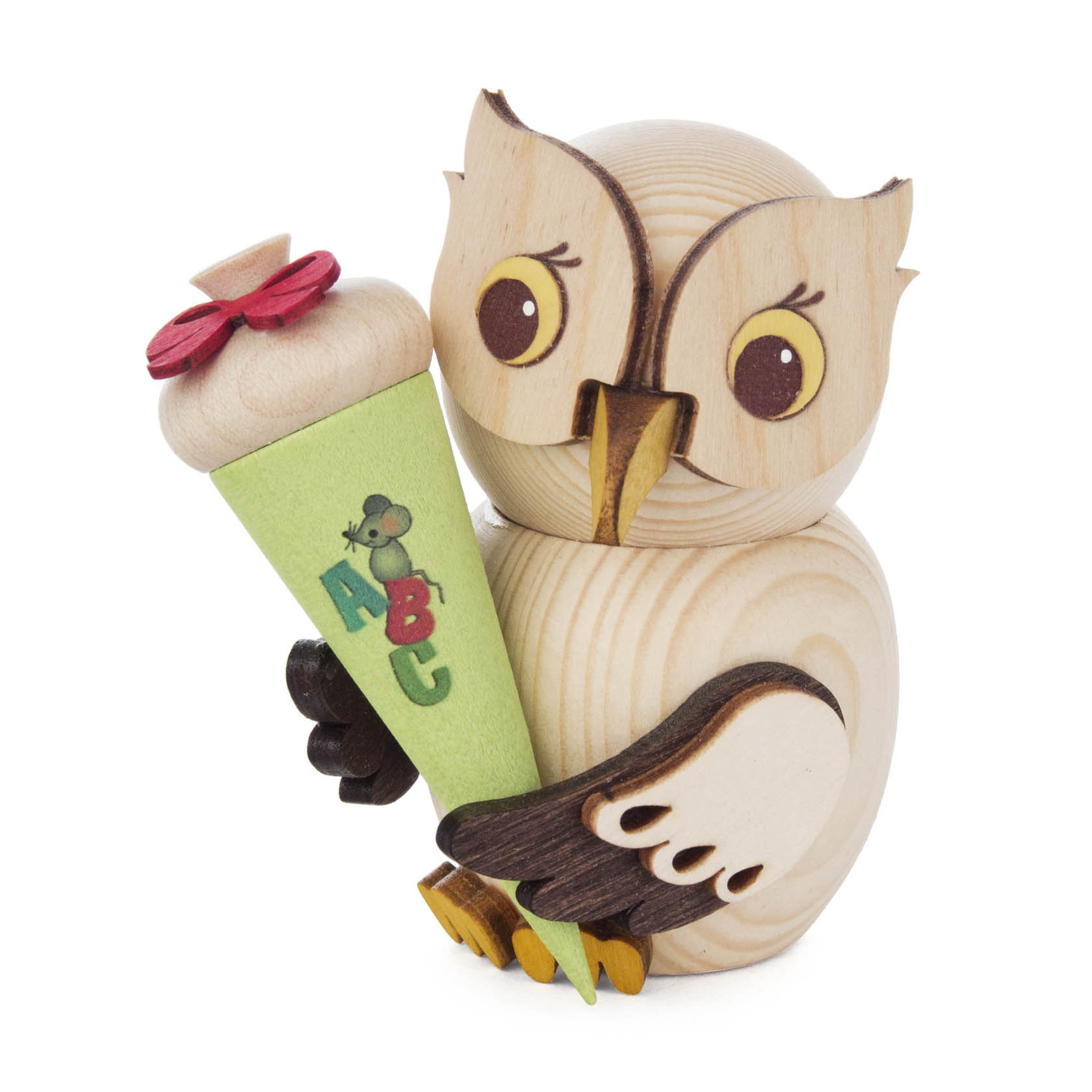 Kleine hölzerne Eulenfigur mit großen Augen, die eine grüne Schultüte mit ABC-Aufdruck und einer roten Schleife hält. im Dregeno Online Shop günstig kaufen