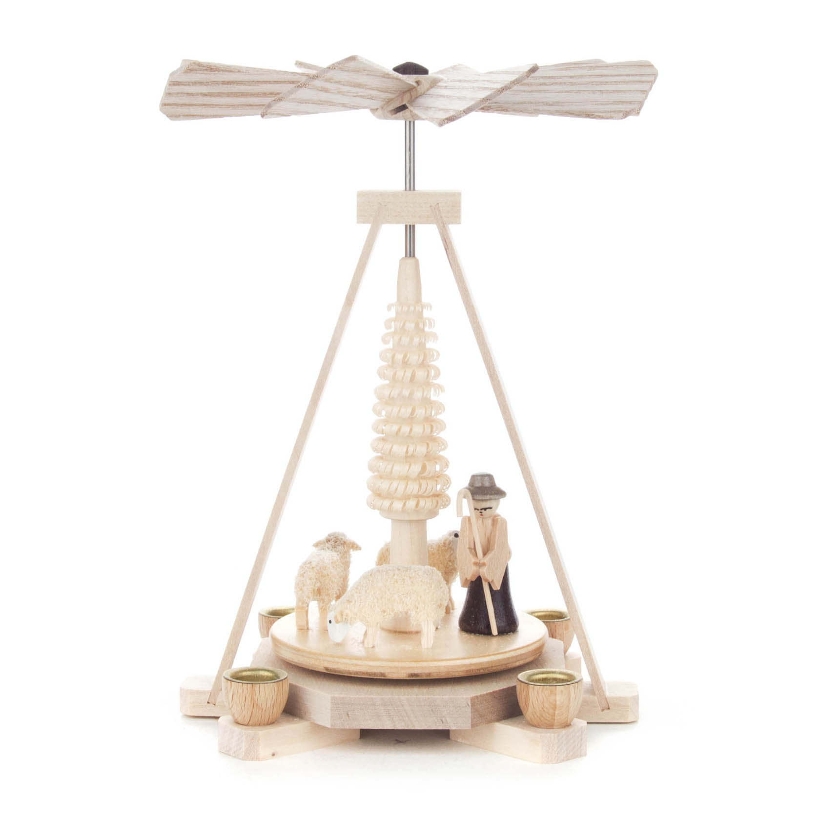 Holzpyramide mit Schäfer, Schafen und Baum, darauf ein Rotor. Vier Kerzenhalter, geeignet für 10 mm dicke Kerzen. im Dregeno Online Shop günstig kaufen