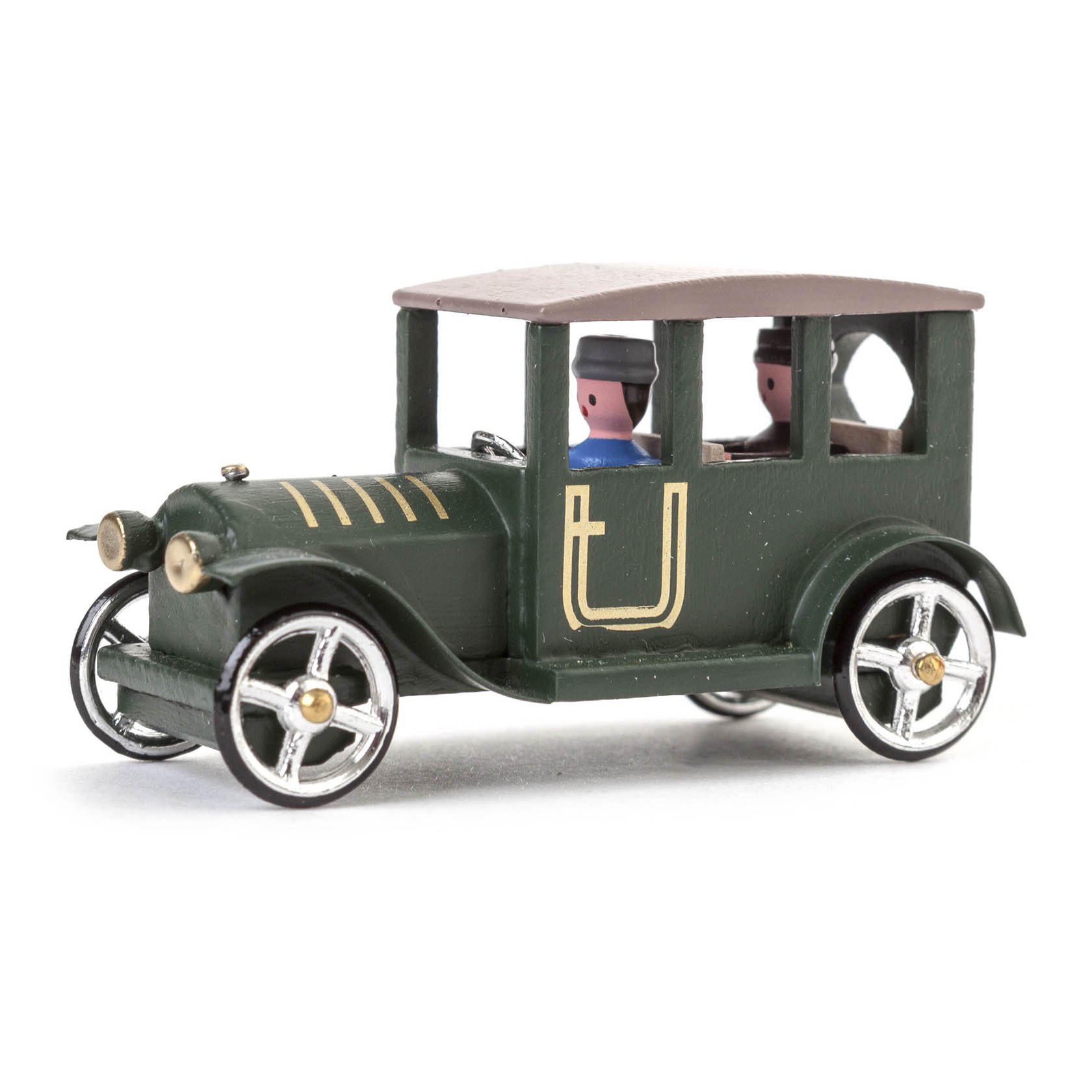 Ein Miniaturmodell eines Oldtimer Ford Sedan von 1919 in dunklem Grün, mit silbernen Rädern und zwei Figuren im Inneren. im Dregeno Online Shop günstig kaufen