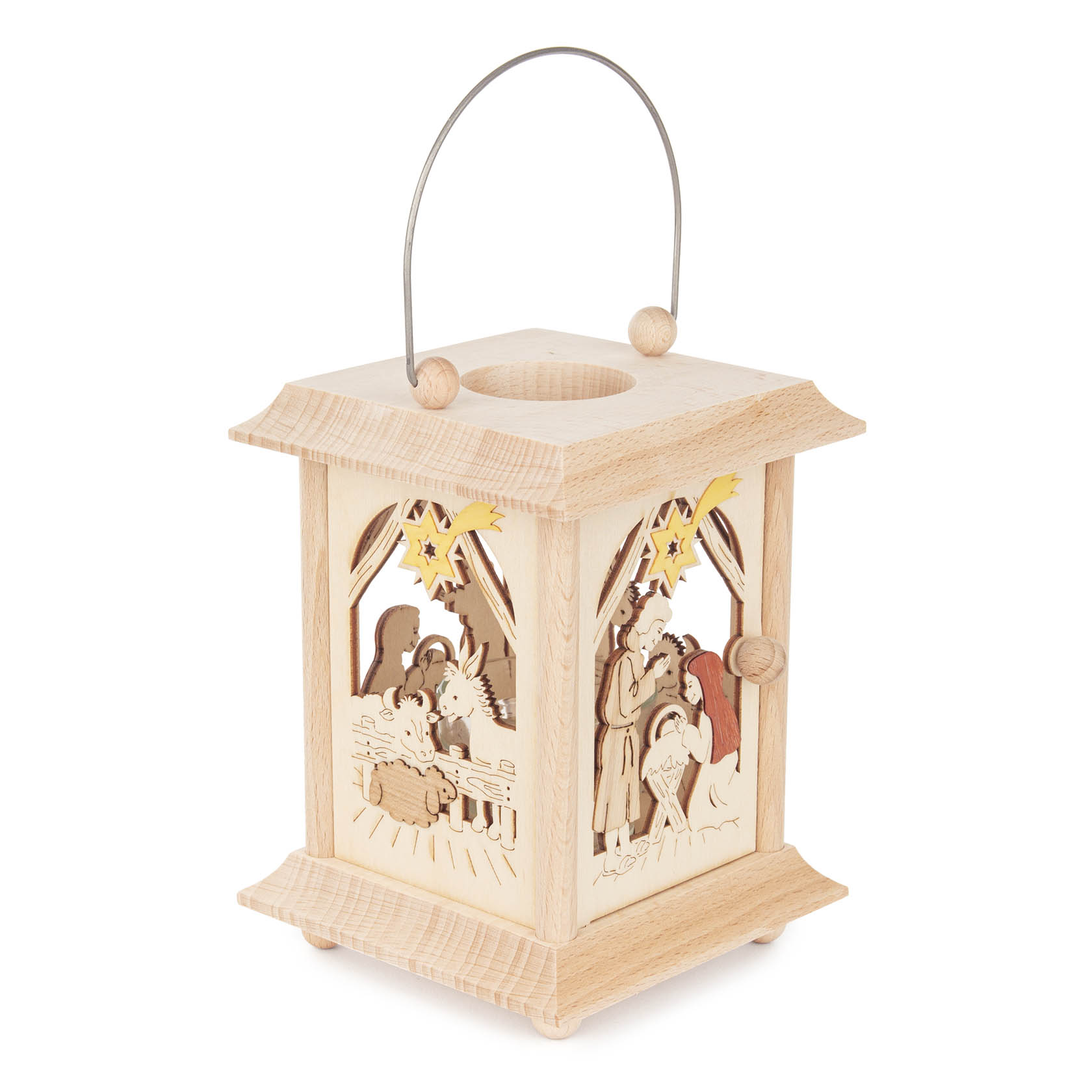 Eine aus Holz gefertigte Tischlaterne mit weihnachtlichem Krippenmotiv. Die Laterne zeigt die Heilige Familie unter einem Sternenhimmel und hat einen Tragegriff. im Dregeno Online Shop günstig kaufen