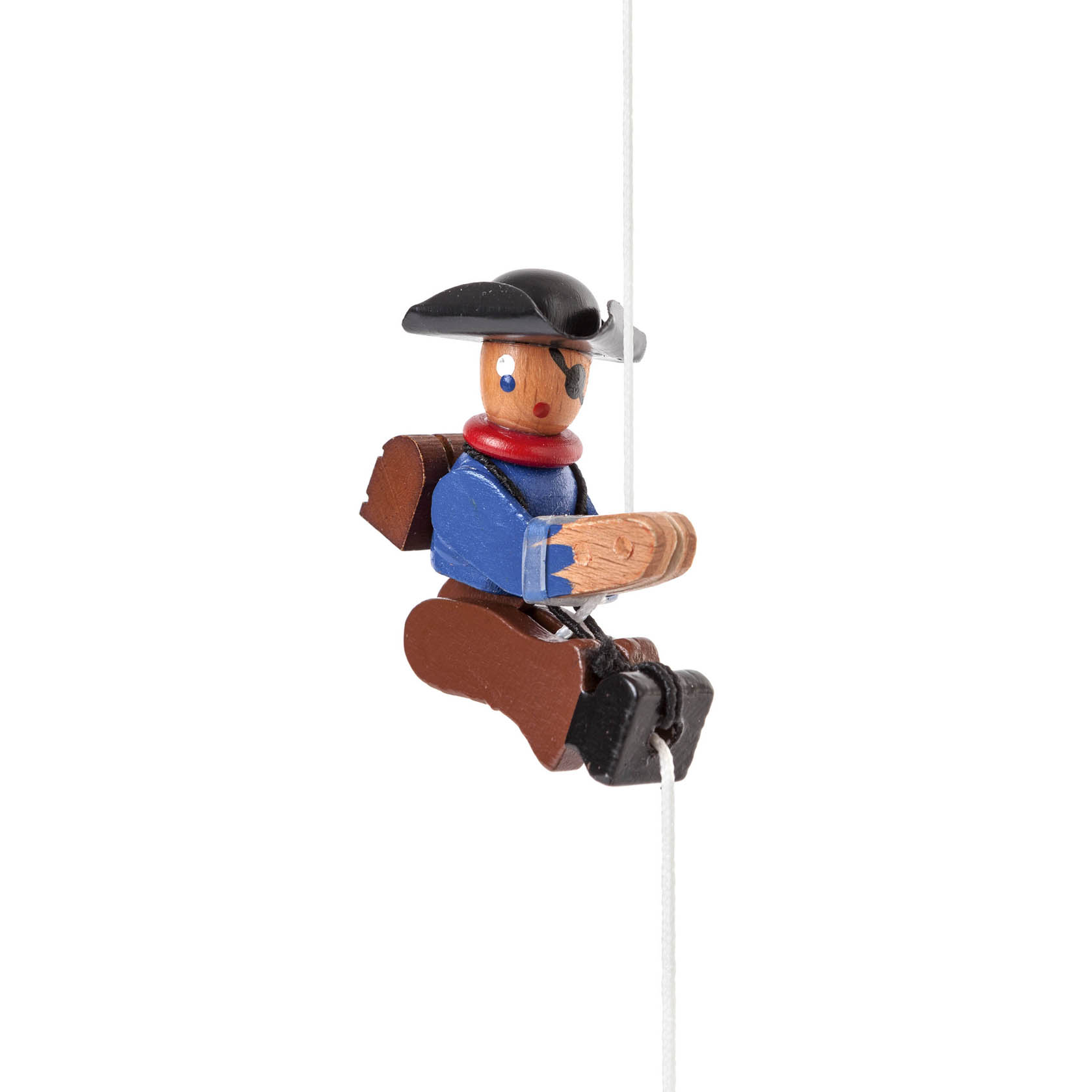 Holzfigur eines Piraten mit Augenklappe und Dreispitz, die an einem Seil klettert. im Dregeno Online Shop günstig kaufen