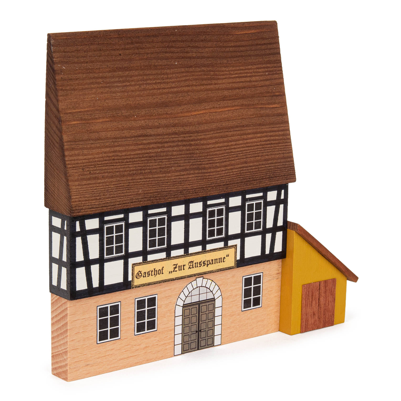 Ein Modell eines zweistöckigen Fachwerkhauses mit der Aufschrift 'Gasthof Zur Postgasse'. Es hat ein großes Satteldach und einen kleinen Anbau auf der rechten Seite.