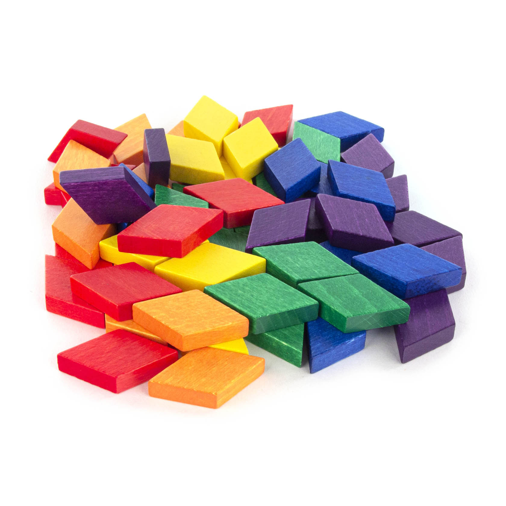 Bunt gemischte kleine rechteckige Holzplättchen in den Farben Rot, Gelb, Grün, Blau, Violett und Orange auf einem Haufen.