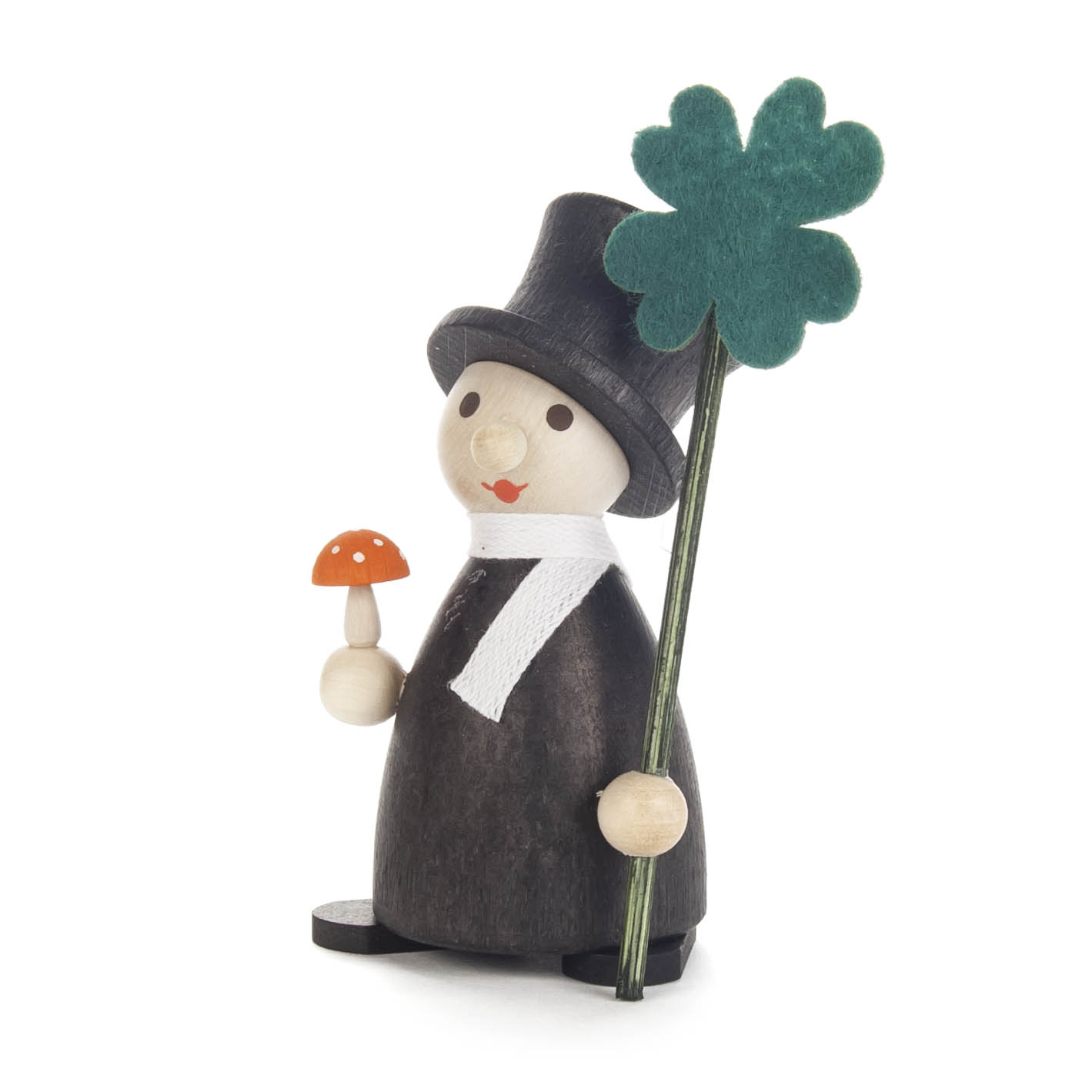 Holzfigur eines Schornsteinfegers mit Zylinder, der einen Glückspilz in der linken Hand und ein großes Kleeblatt in der rechten Hand hält. im Dregeno Online Shop günstig kaufen