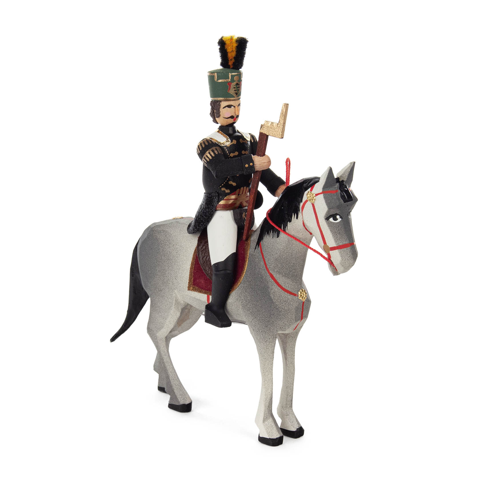 Figur eines Berggeschworenen in traditioneller Uniform mit schwarzem Mantel und Federhut, auf einem grau-weißen Pferd sitzend. im Dregeno Online Shop günstig kaufen