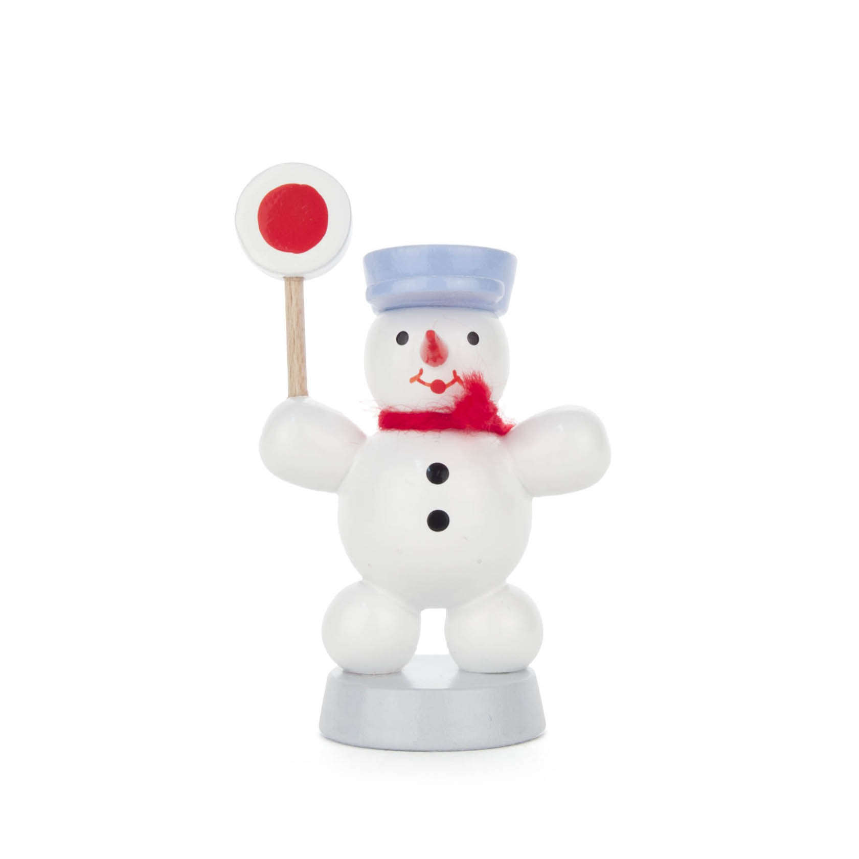 Ein fröhlicher Schneemann mit blauer Eisenbahnerkappe und rotem Schal hält ein Schild mit rotem Punkt hoch. im Dregeno Online Shop günstig kaufen