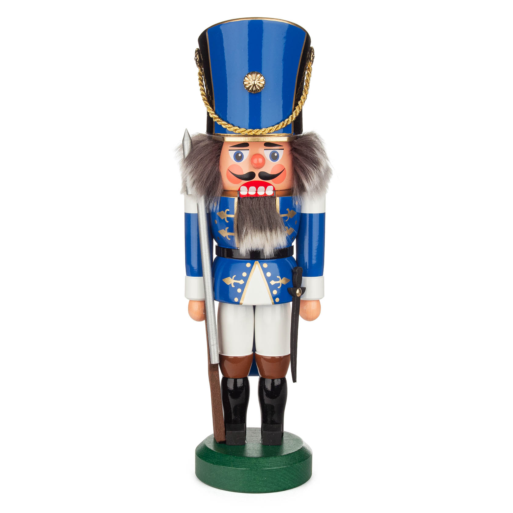 Ein traditioneller Nussknacker in Soldatenuniform, etwa 30 cm groß, mit blauer Jacke, schwarzem Hut, weißem Bart und einem Speer. im Dregeno Online Shop günstig kaufen