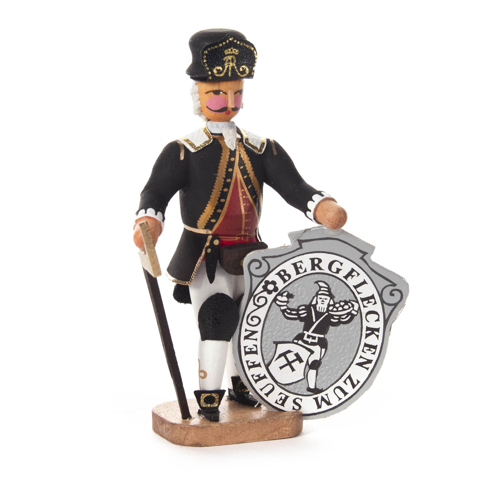 Holzfigur eines Barockbergmanns in Festtagsuniform mit schwarzem Hut und Mantel, hält einen Bergmannsstab und ein Seiffener Wappen in der Hand. im Dregeno Online Shop günstig kaufen