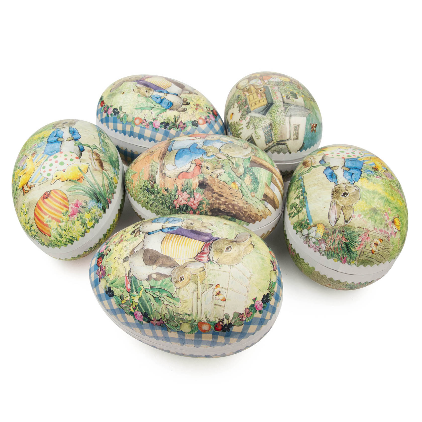 Sechs bunte Ostereier mit Beatrix Potter Motiven, darunter Kaninchen, auf weißem Hintergrund. im Dregeno Online Shop günstig kaufen