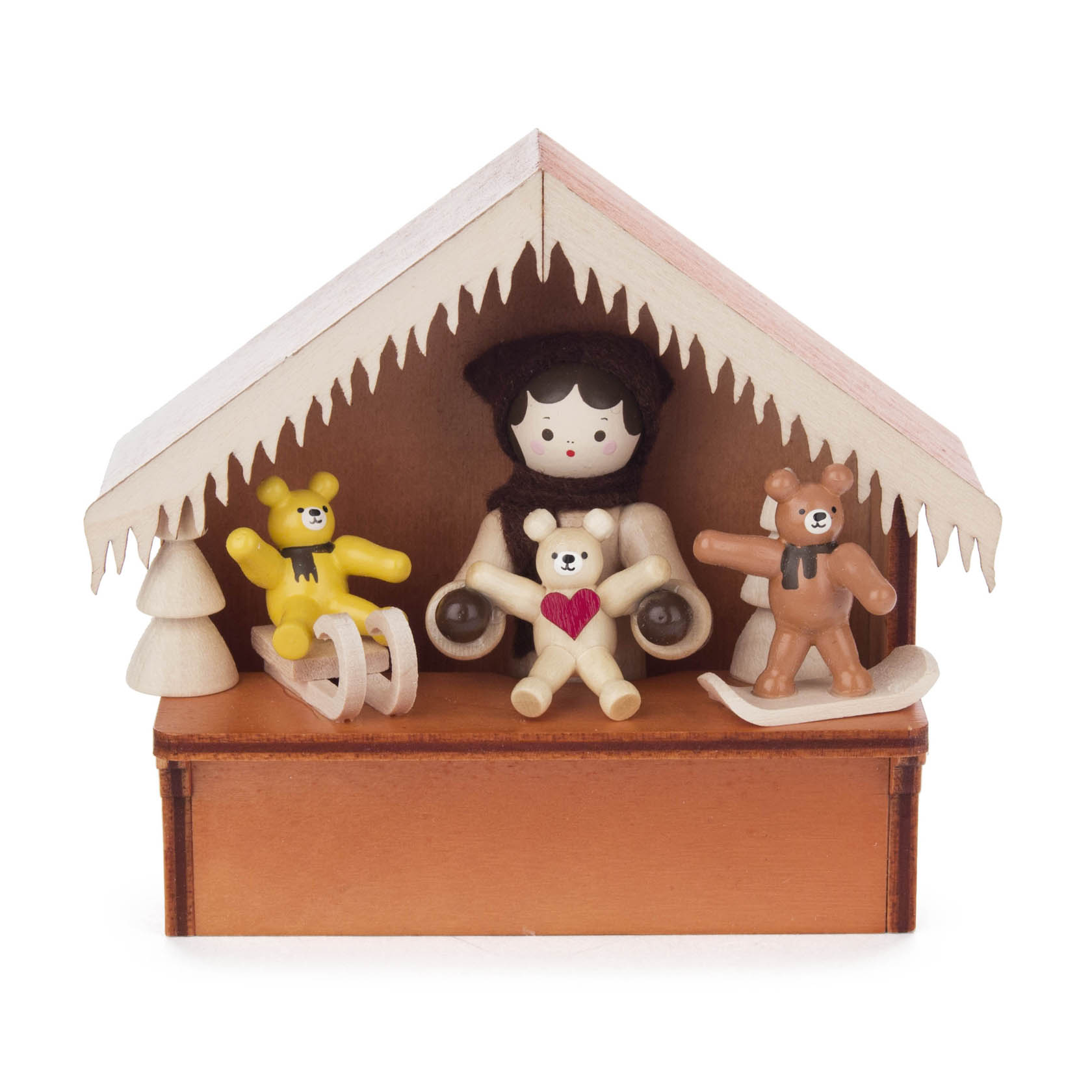 Weihnachtsmarktbude aus Holz mit drei Teddybären und einer weiblichen Holzfigur mit Schlittschuhen, unter einer schneebedeckten Dachverzierung. im Dregeno Online Shop günstig kaufen