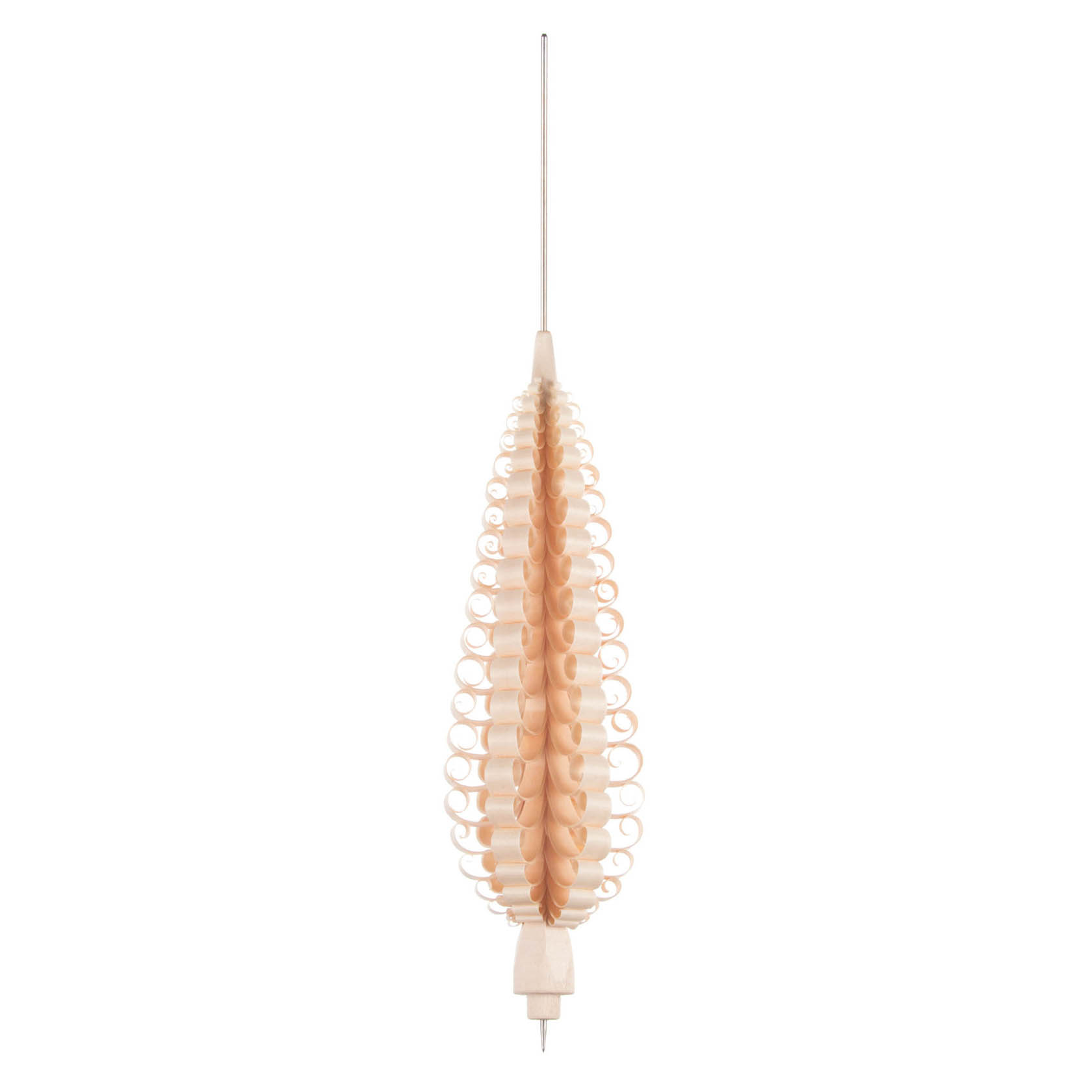 Dekorativer Spanbaum aus Holz, 20 cm hoch, verziert mit feinen, spiralförmigen Spänen und einer Bohrung zur Aufnahme einer Pyramidennadel oben. im Dregeno Online Shop günstig kaufen