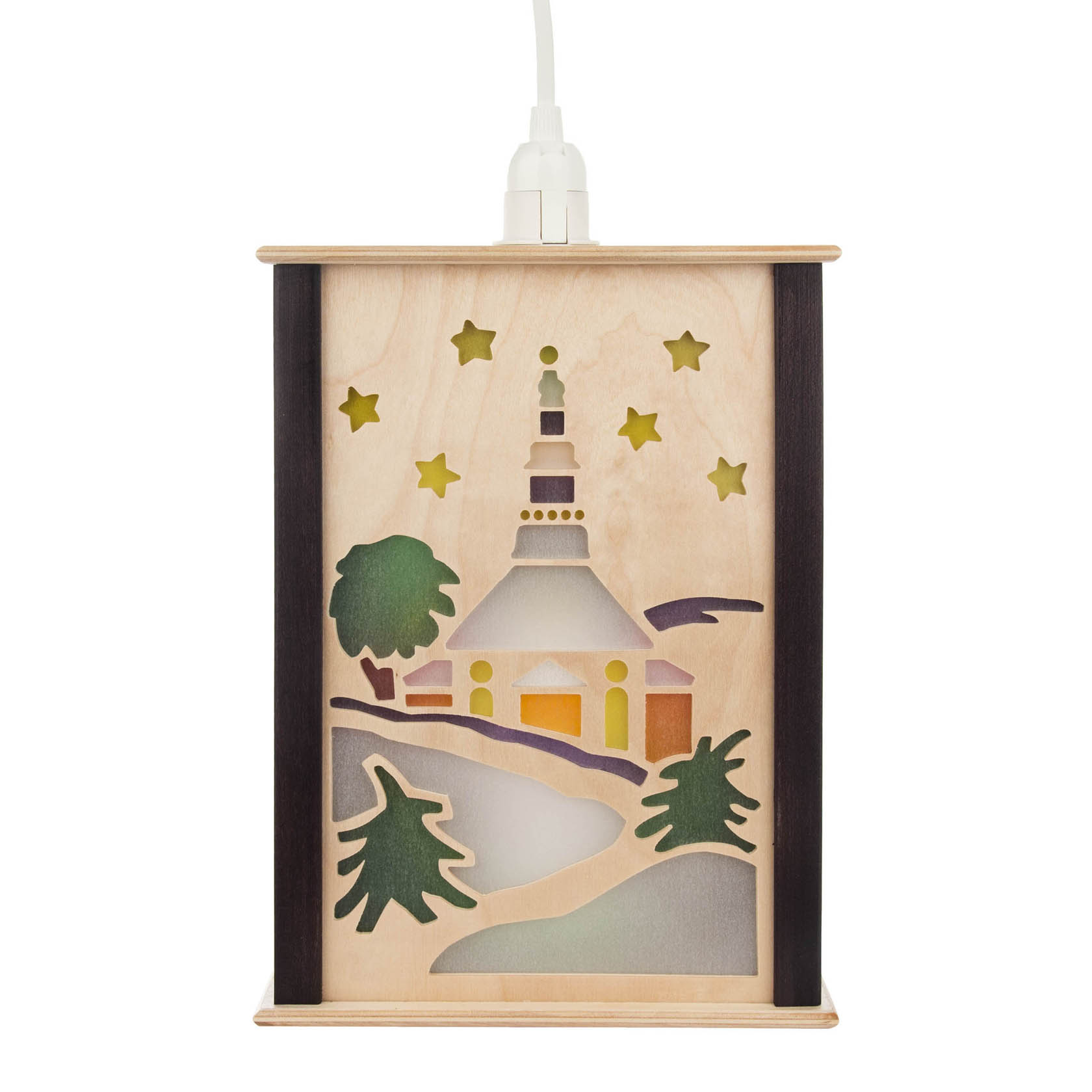 Holzlaterne mit ausgeschnittener Seiffener Kirche und Lichterengel-Motiv, mit beleuchteten Sternen darüber. im Dregeno Online Shop günstig kaufen
