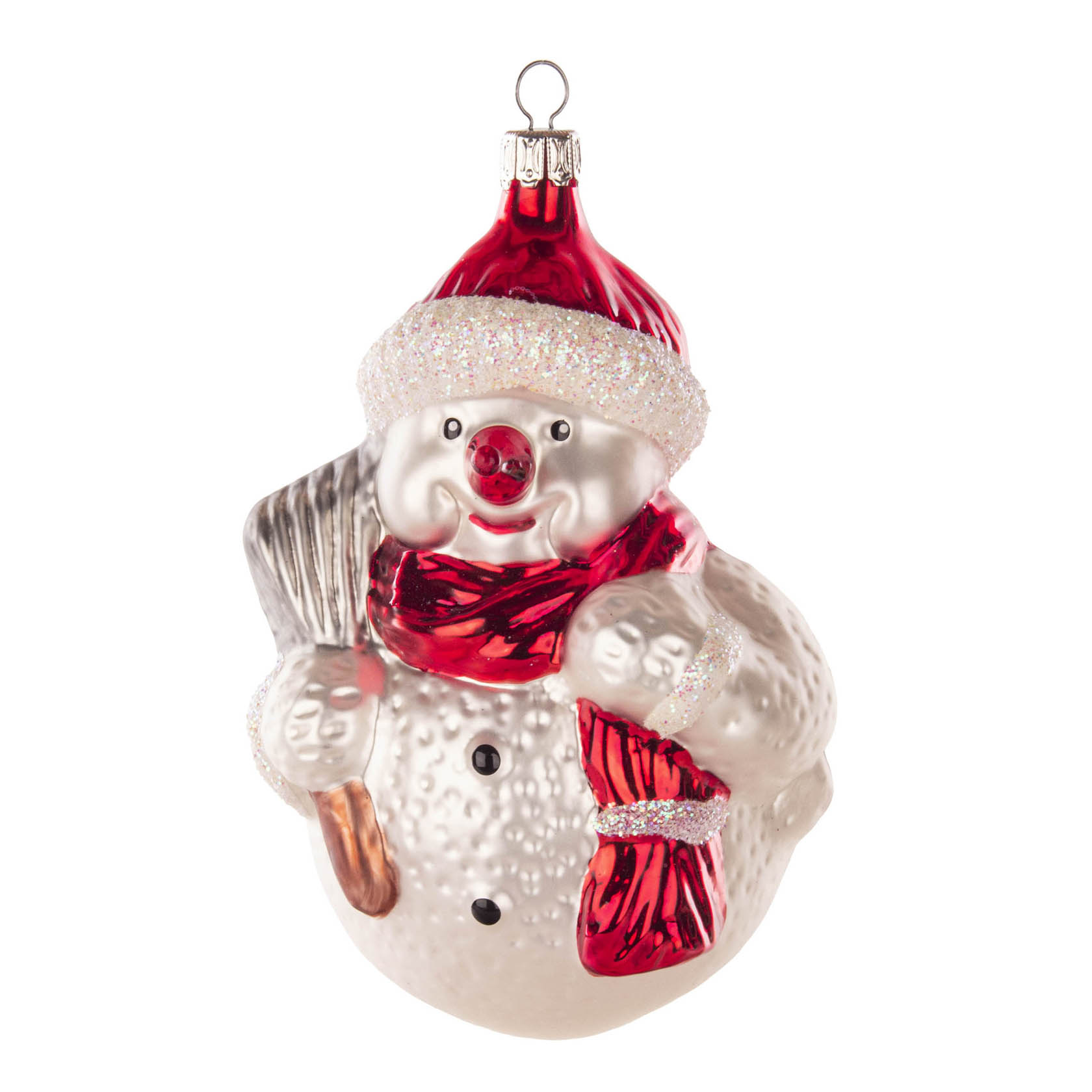 Glas-Christbaumschmuck in Form eines Schneemanns mit Besen. Der Schneemann trägt einen roten Hut und Schal mit Glitzer. im Dregeno Online Shop günstig kaufen