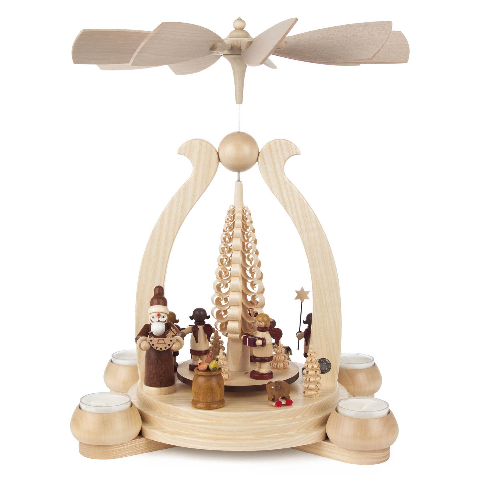 Traditionelle Holzpyramide mit weihnachtlichen Figuren, darunter ein Weihnachtsmann, ein Engel und ein Tannenbaum, angetrieben durch Teelichter. im Dregeno Online Shop günstig kaufen