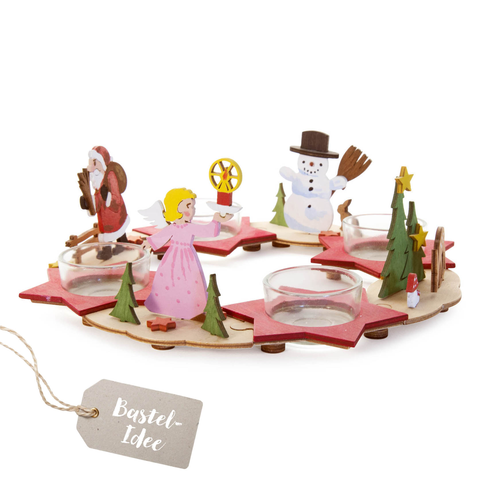 DIY Advent wreath kit with wooden figures of an angel, Santa, and a snowman, accompanied by small trees and star-shaped candle holders. im Dregeno Online Shop günstig kaufen