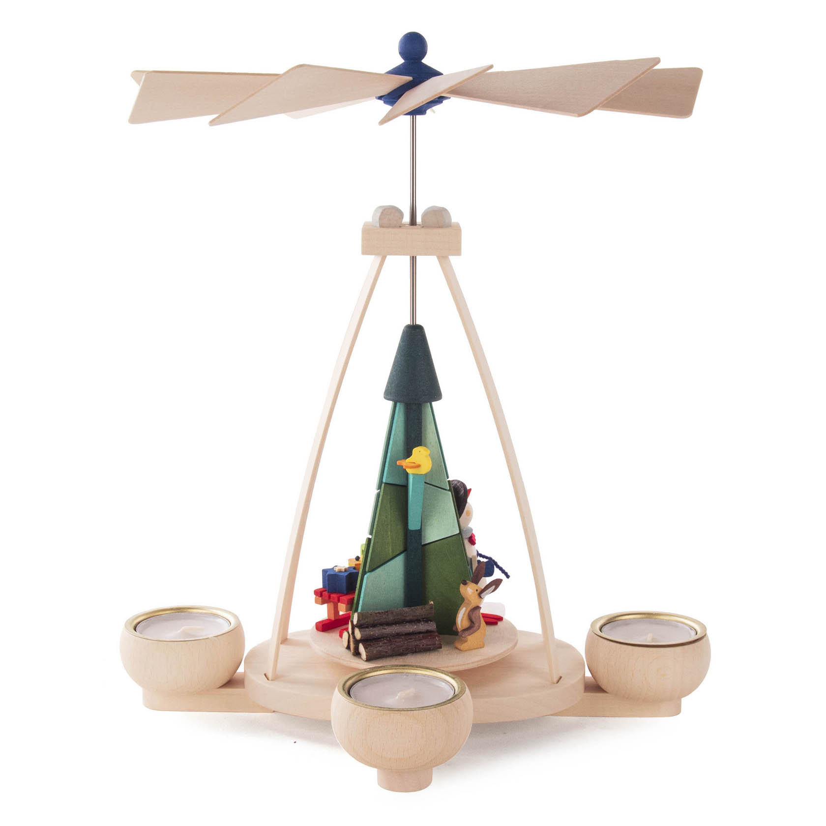 Holz-Pyramide mit Teelichthaltern, einem dargestellten Schneemann, einem Tannenbaum und einem Hasen. Oben eine sich drehende Rad-Blattform.