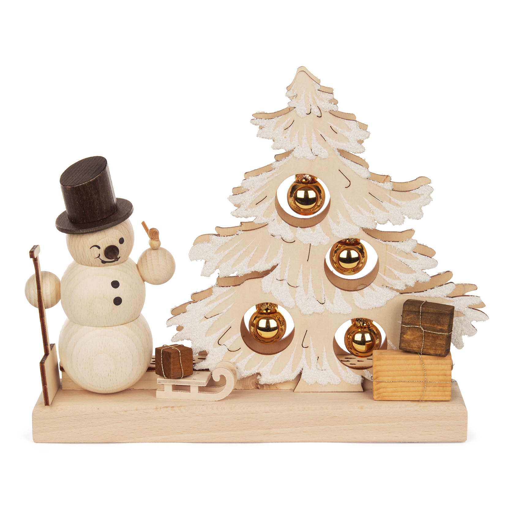 Kleiner Holz-Tannenbaum mit Schneemann, der einen Zylinder trägt und einen Skistock haltend, LED-Leuchten in Baum integriert, Holzgeschenke daneben. im Dregeno Online Shop günstig kaufen