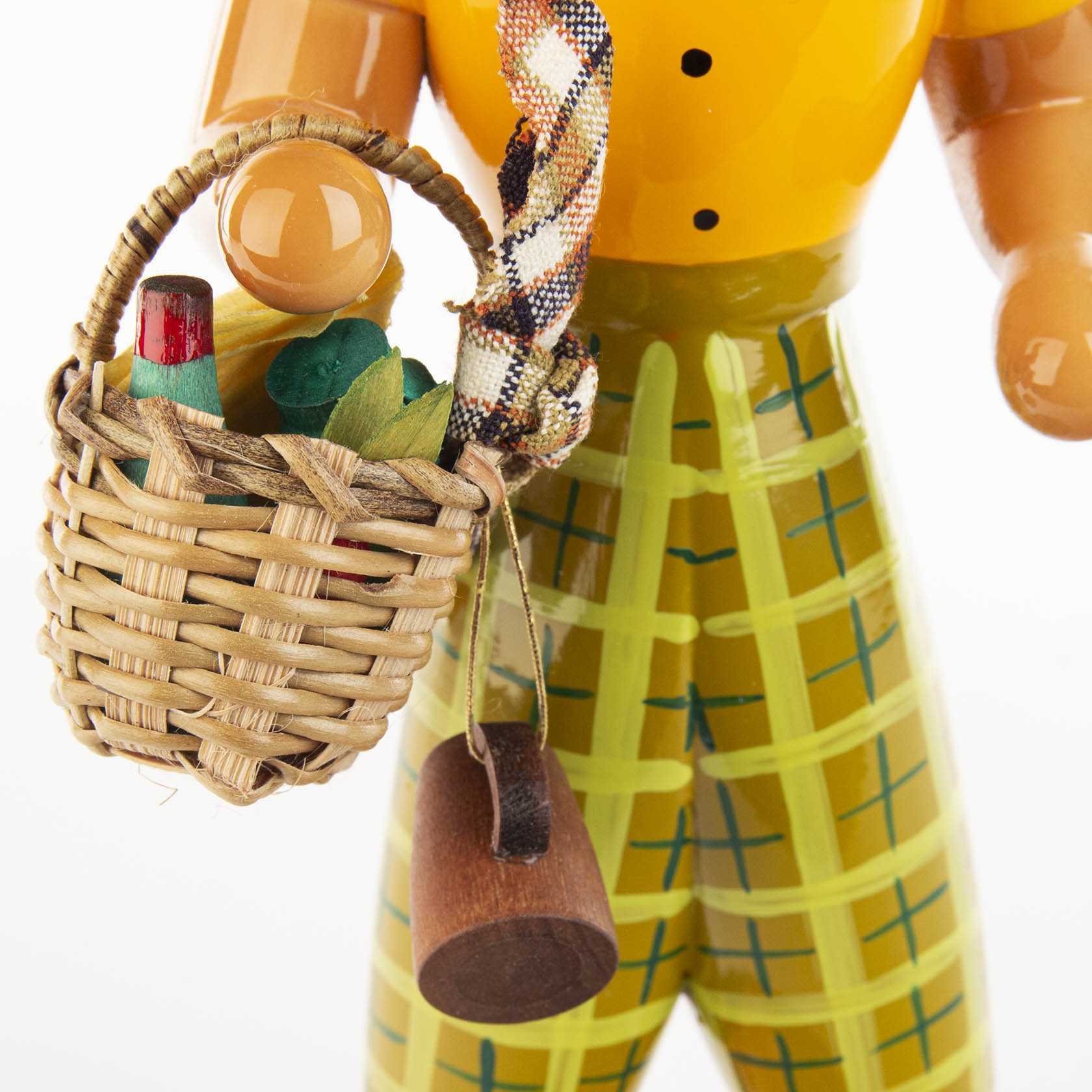 Hase mit Picknickkorb 26 cm