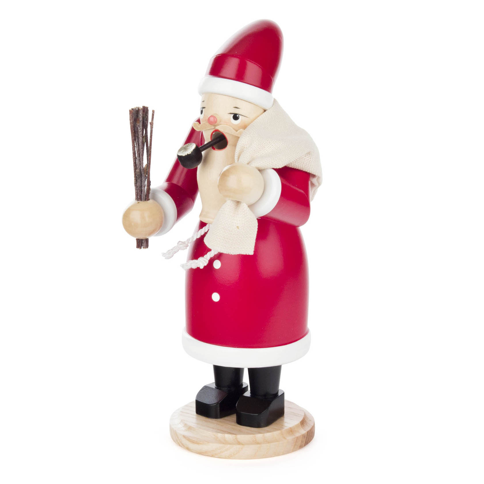 Roter Räuchermann in Form eines Weihnachtsmannes, mit weißem Bart, rotem Mantel und Mütze. Er hält eine Pfeife und ein Bündel Zweige in den Händen.