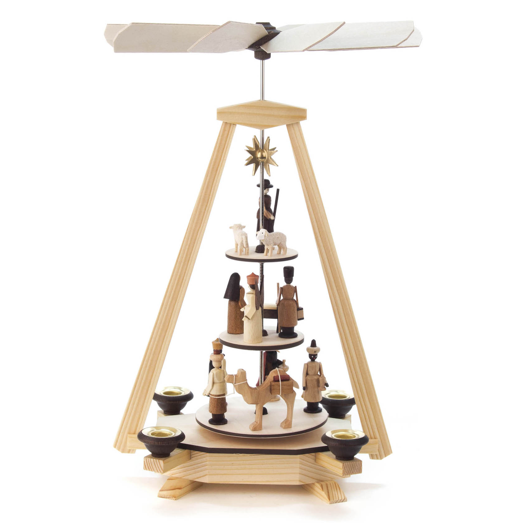 Dreistöckige Holzpyramide mit Krippenszene, Figuren wie Engel, Hirten, und Tiere auf den Etagen, oben ein Windrad für Teelichtantrieb.