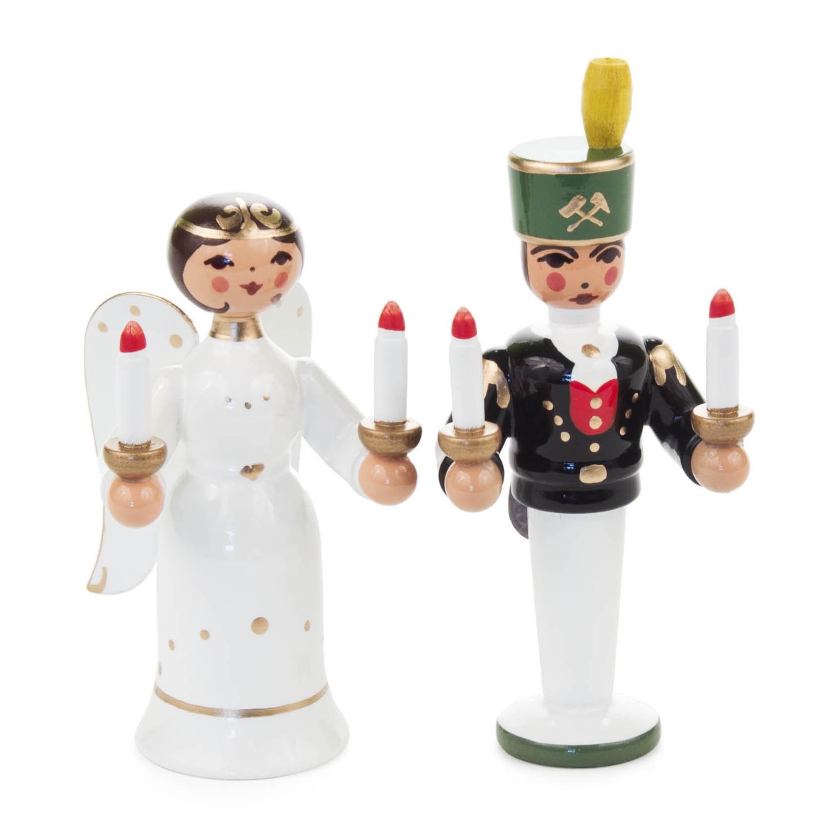 Zwei Holzfiguren: Ein Engel in weiß mit zwei Kerzenhaltern und ein Bergmann in schwarz-grünem Outfit mit gelbem Federbusch, ebenfalls mit Kerzen. im Dregeno Online Shop günstig kaufen