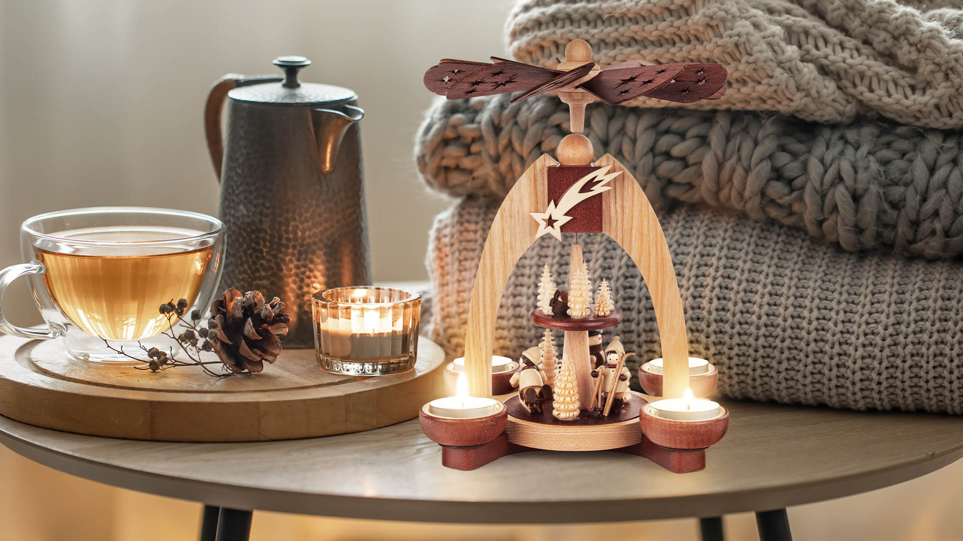 Pyramide moit Winterkindern