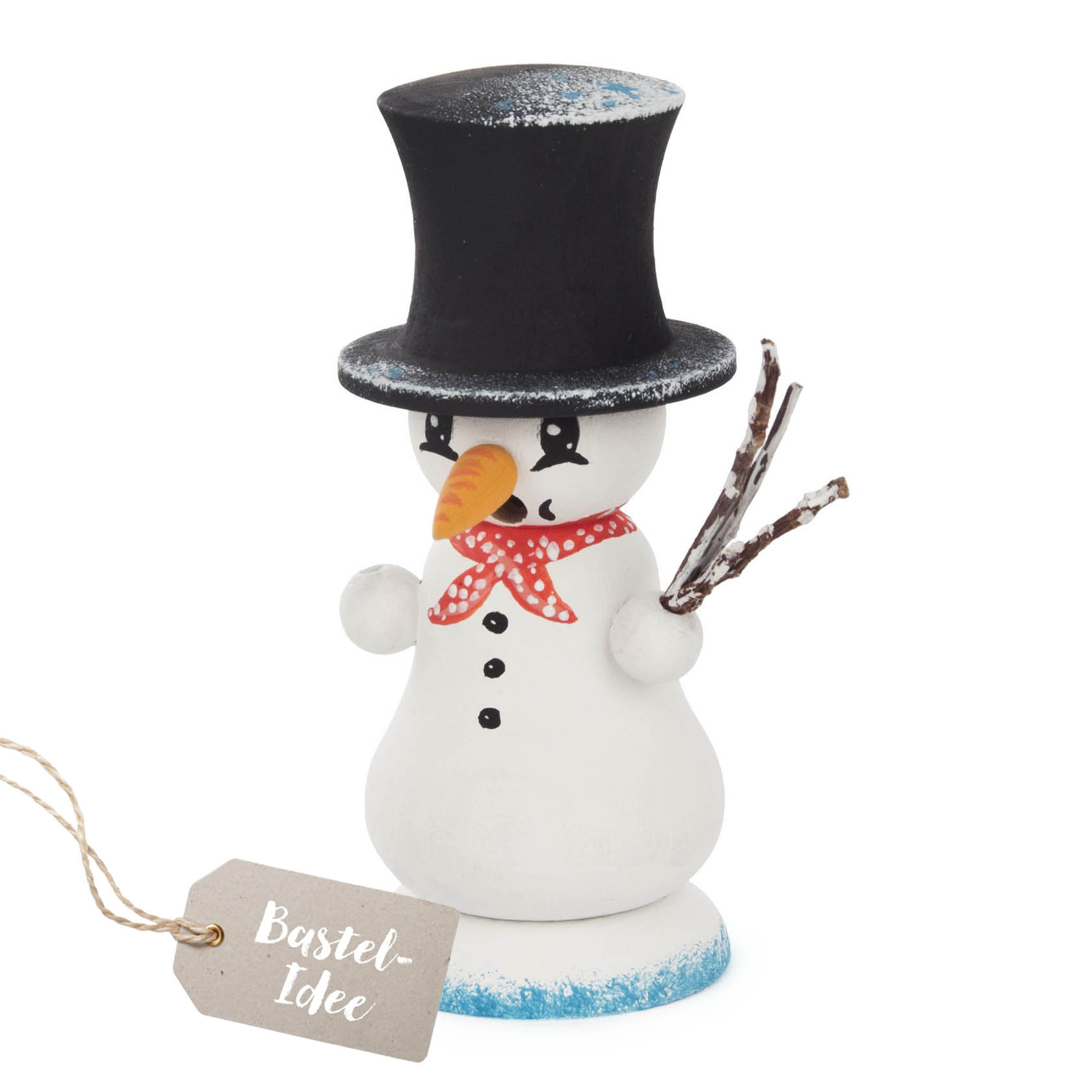 Ein Miniatur-Räuchermann in Form eines Schneemanns mit schwarzem Zylinder, rotem Schal, Karottennase und hölzernem Besen. im Dregeno Online Shop günstig kaufen