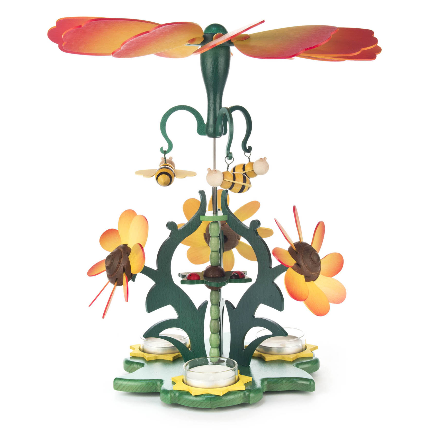 Holzpyramide mit Bienenfiguren und Teelichthaltern. Oben ein Flügelrad, darunter zwei hängende Bienen und neun orange-gelbe Blüten. im Dregeno Online Shop günstig kaufen