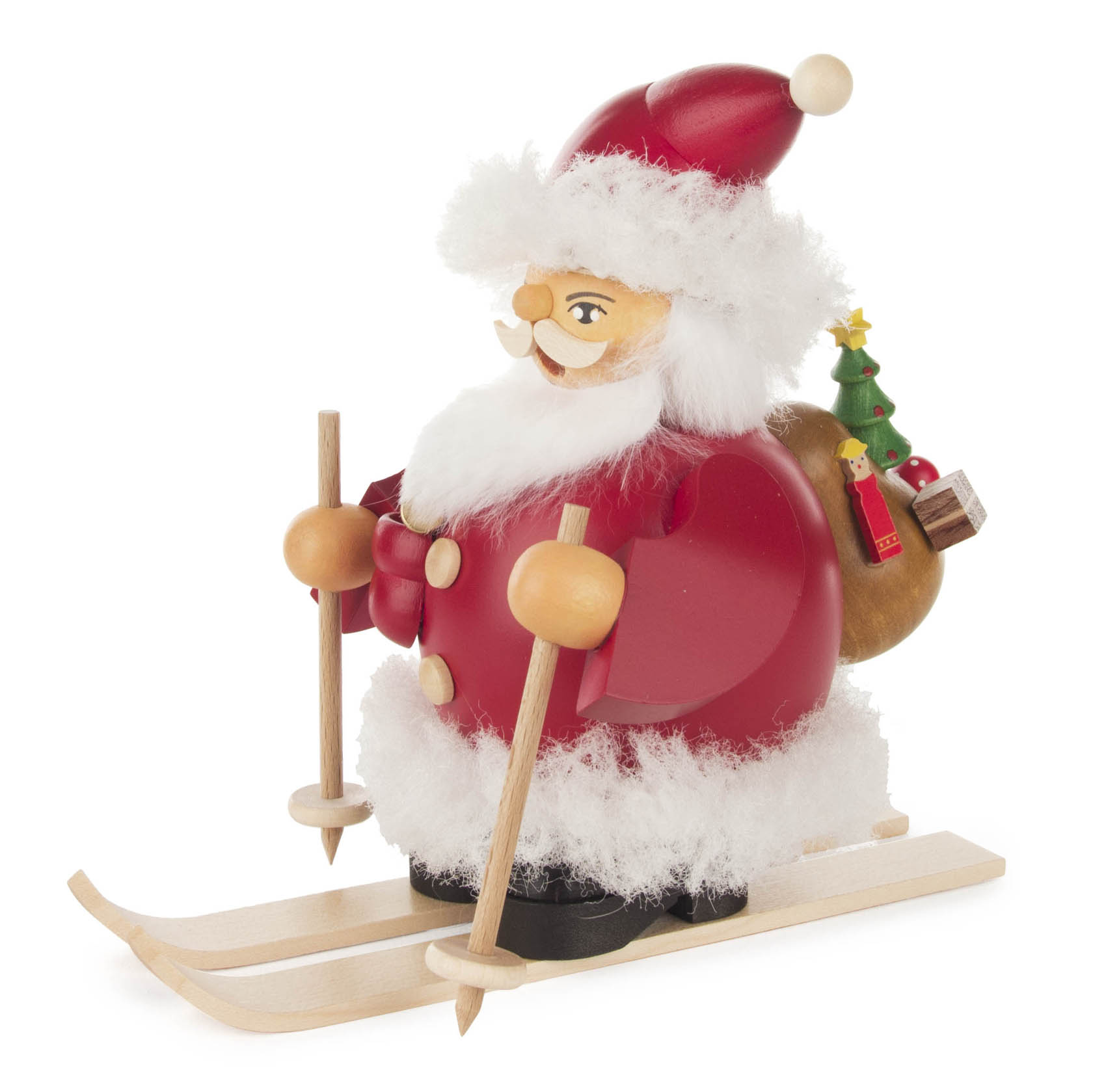 Ein hölzerner Räuchermann in Form eines Weihnachtsmanns auf Ski. Er trägt einen roten Mantel, weißen Bart und Mütze und hält Skistöcke.