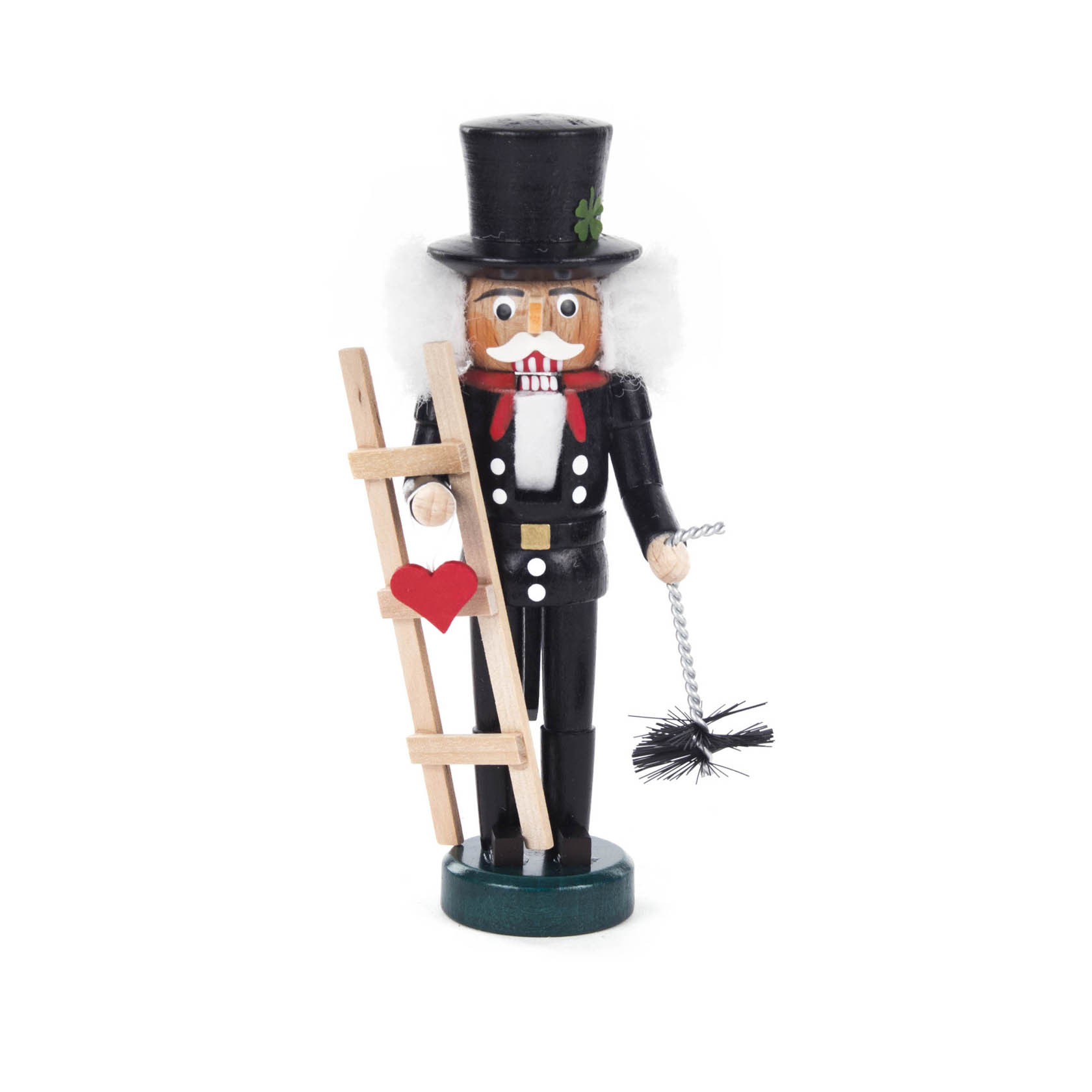 Ein traditioneller Nussknacker in Form eines Schornsteinfegers, mit schwarzem Anzug und Zylinder, hält eine Leiter mit einem roten Herz und eine Schornsteinfegerbürste. im Dregeno Online Shop günstig kaufen