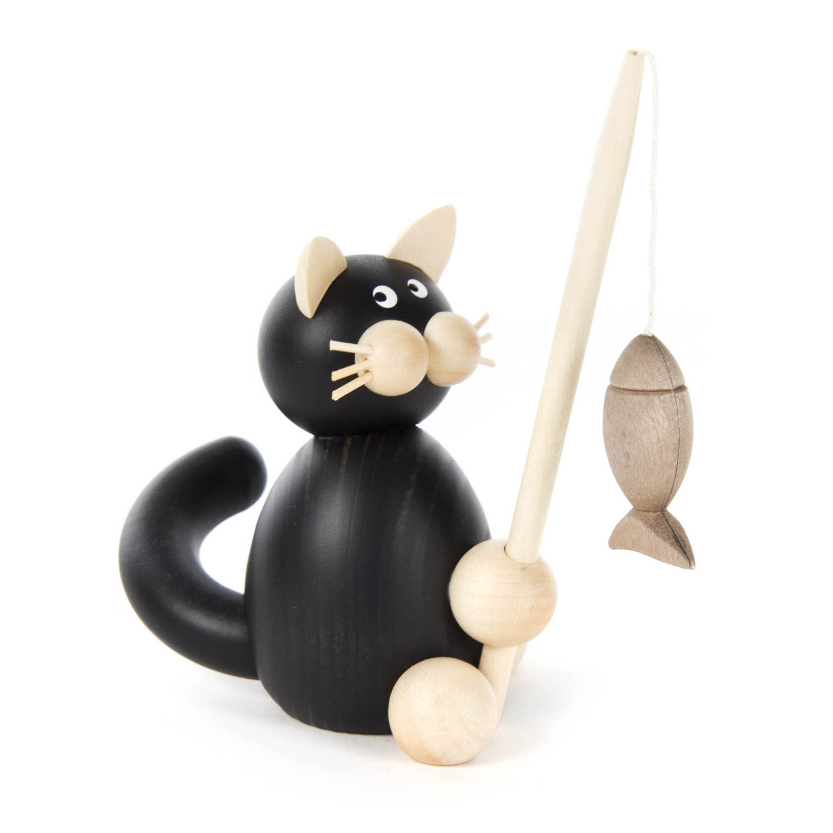 Holzfigur einer schwarzen Katze namens Hilde, die einen geangelten Holzfisch an einer Angelrute hält. im Dregeno Online Shop günstig kaufen