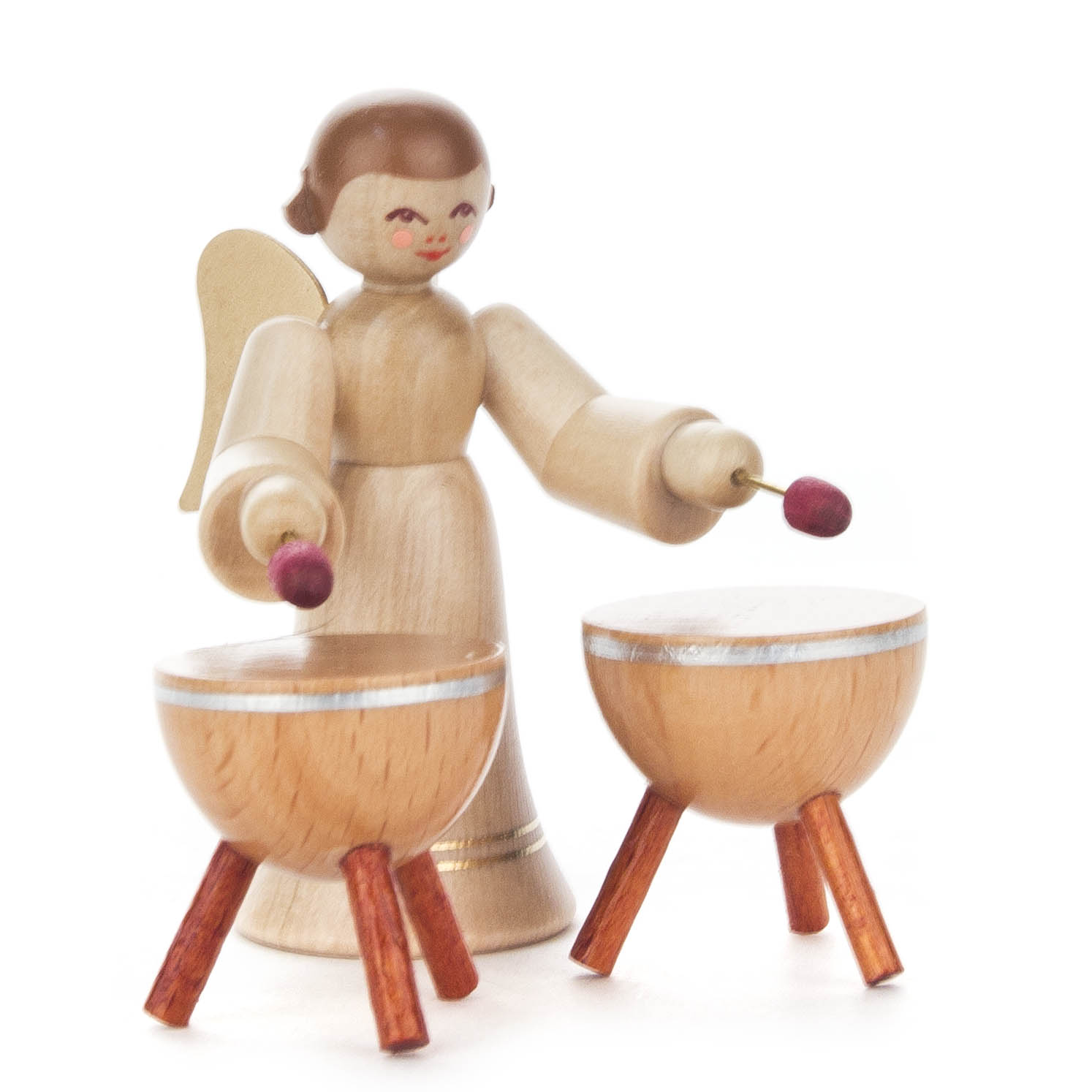 Holzengel mit langen Rock und Flügeln spielt auf zwei Kesselpauken mit Schlägeln. im Dregeno Online Shop günstig kaufen