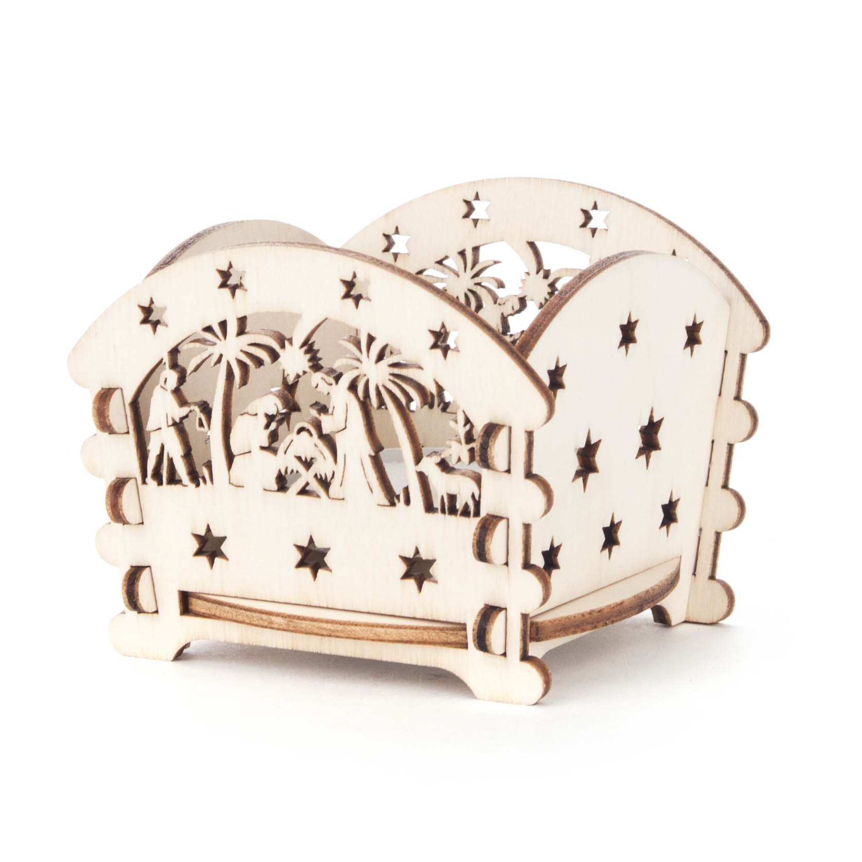 Holz-Teelichthalter mit Motiv der Geburt Christi, zeigt Maria, Josef und das Jesuskind. Seitlich und oben mit ausgestanzten Sternen verziert. im Dregeno Online Shop günstig kaufen